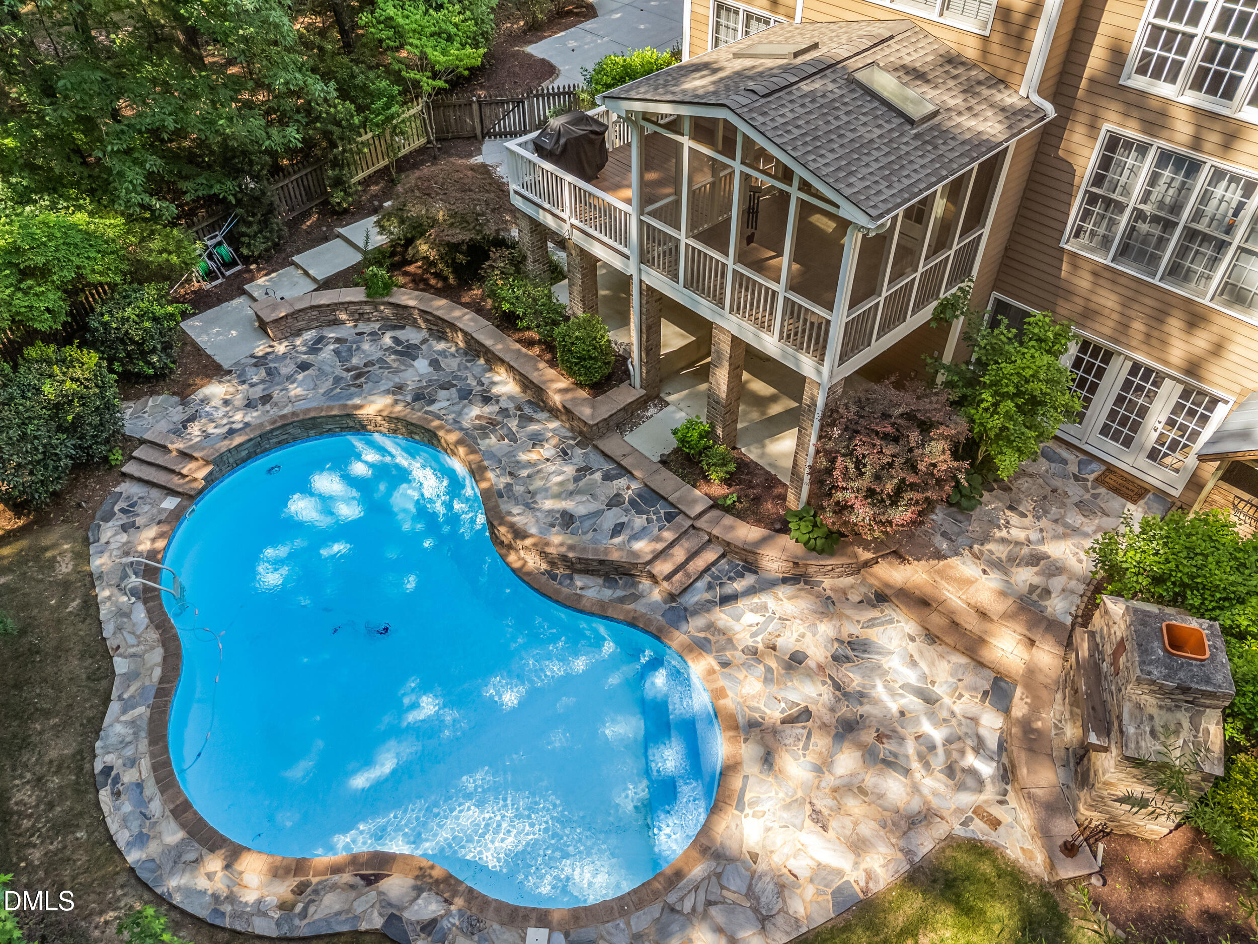 main property photo 61