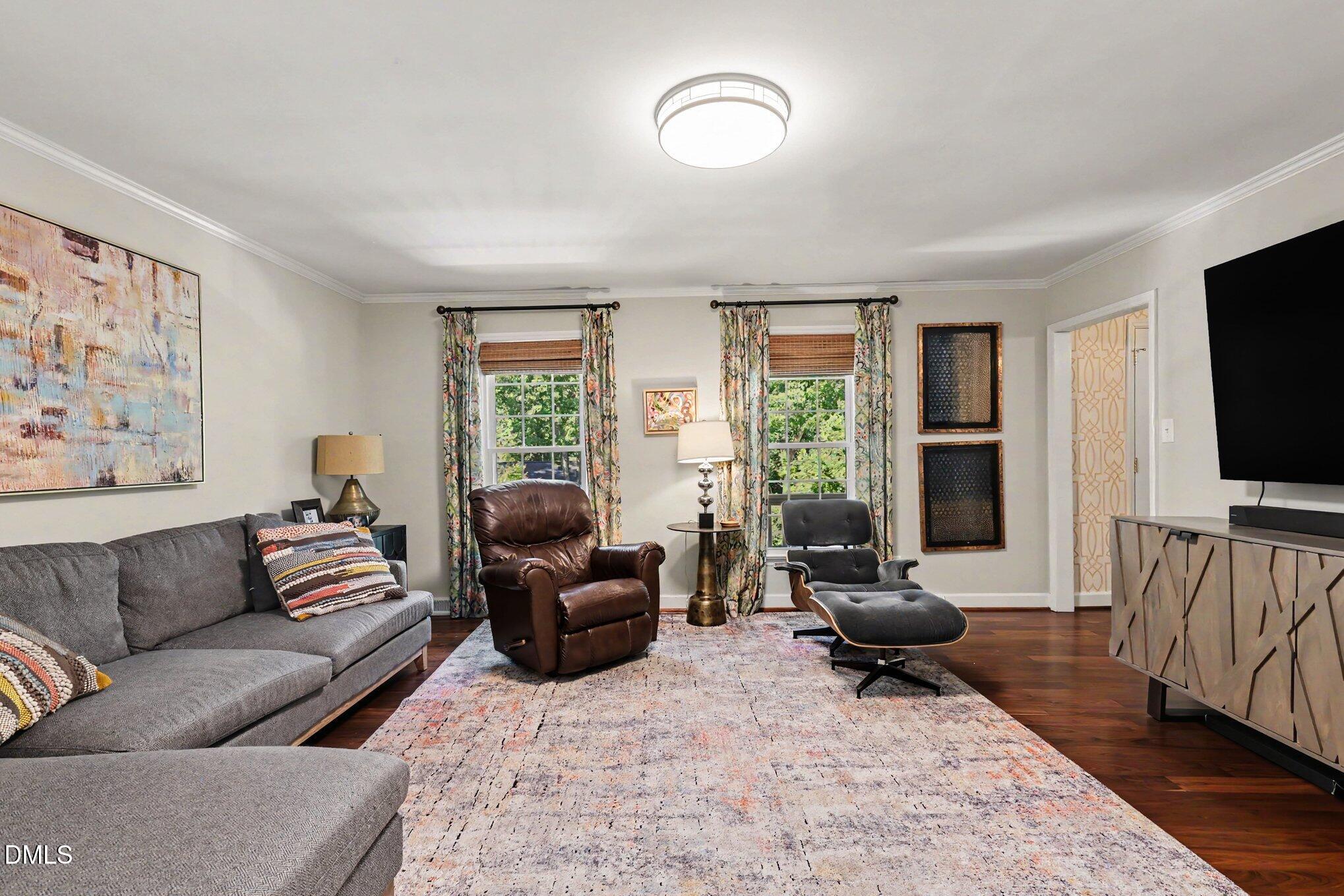 main property photo 5