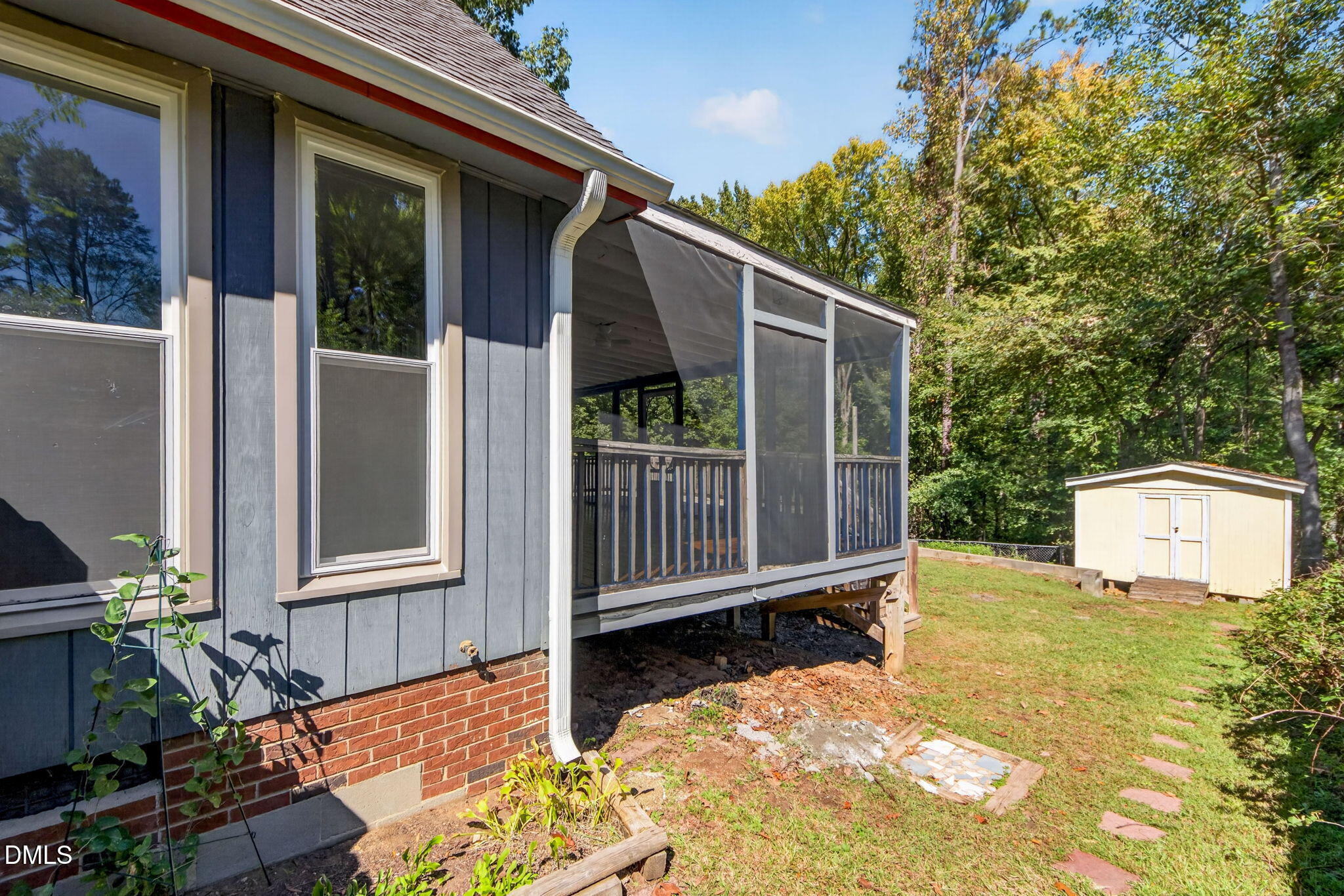 main property photo 45