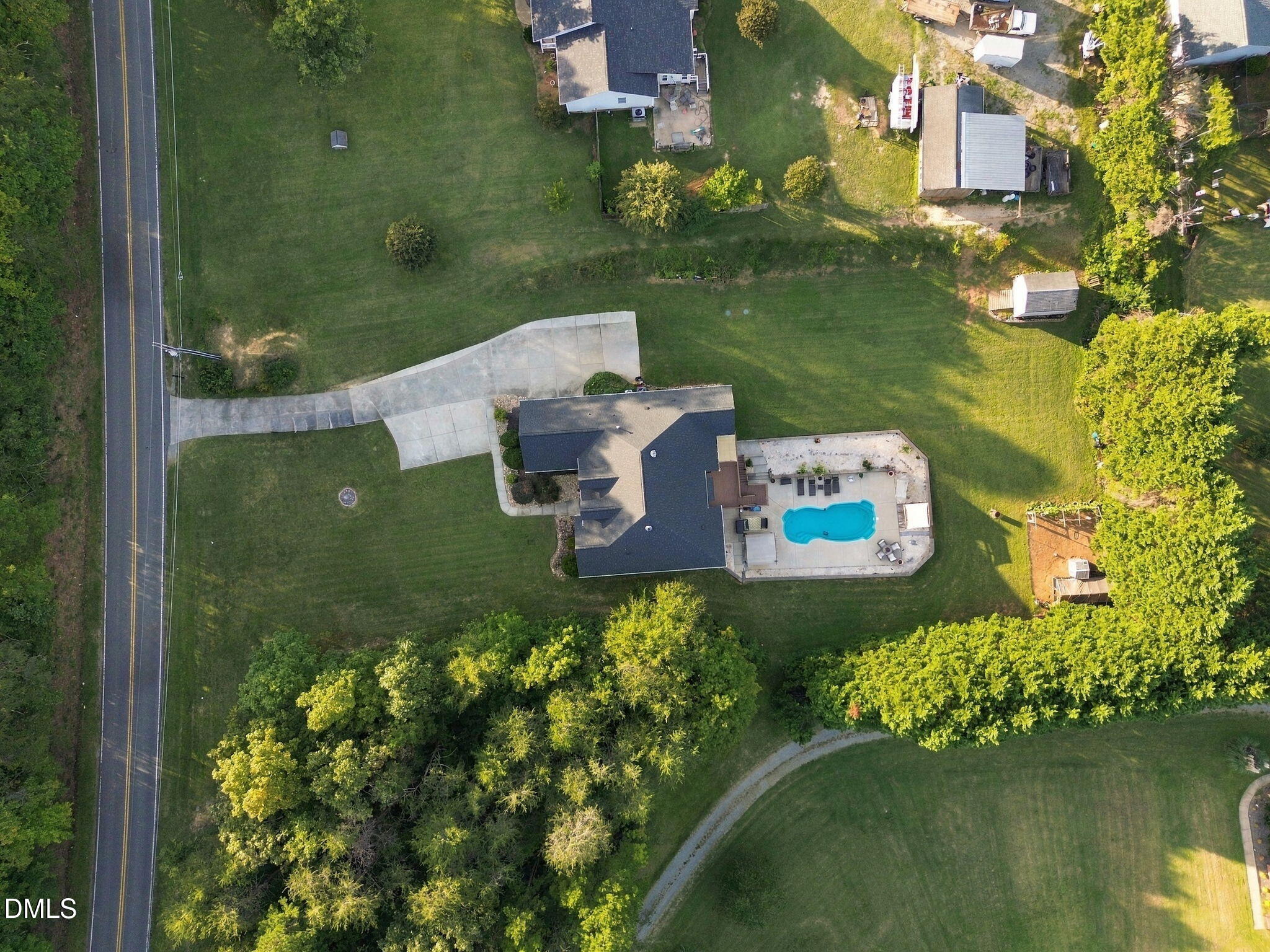 main property photo 46