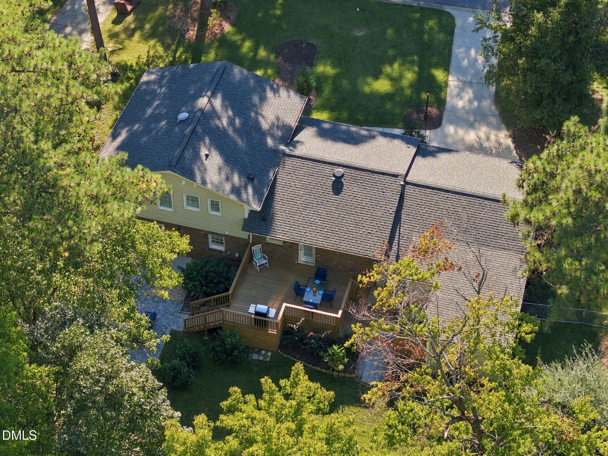main property photo 49