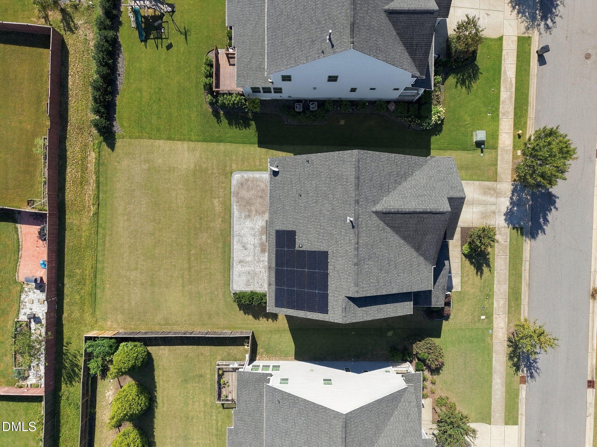 main property photo 60