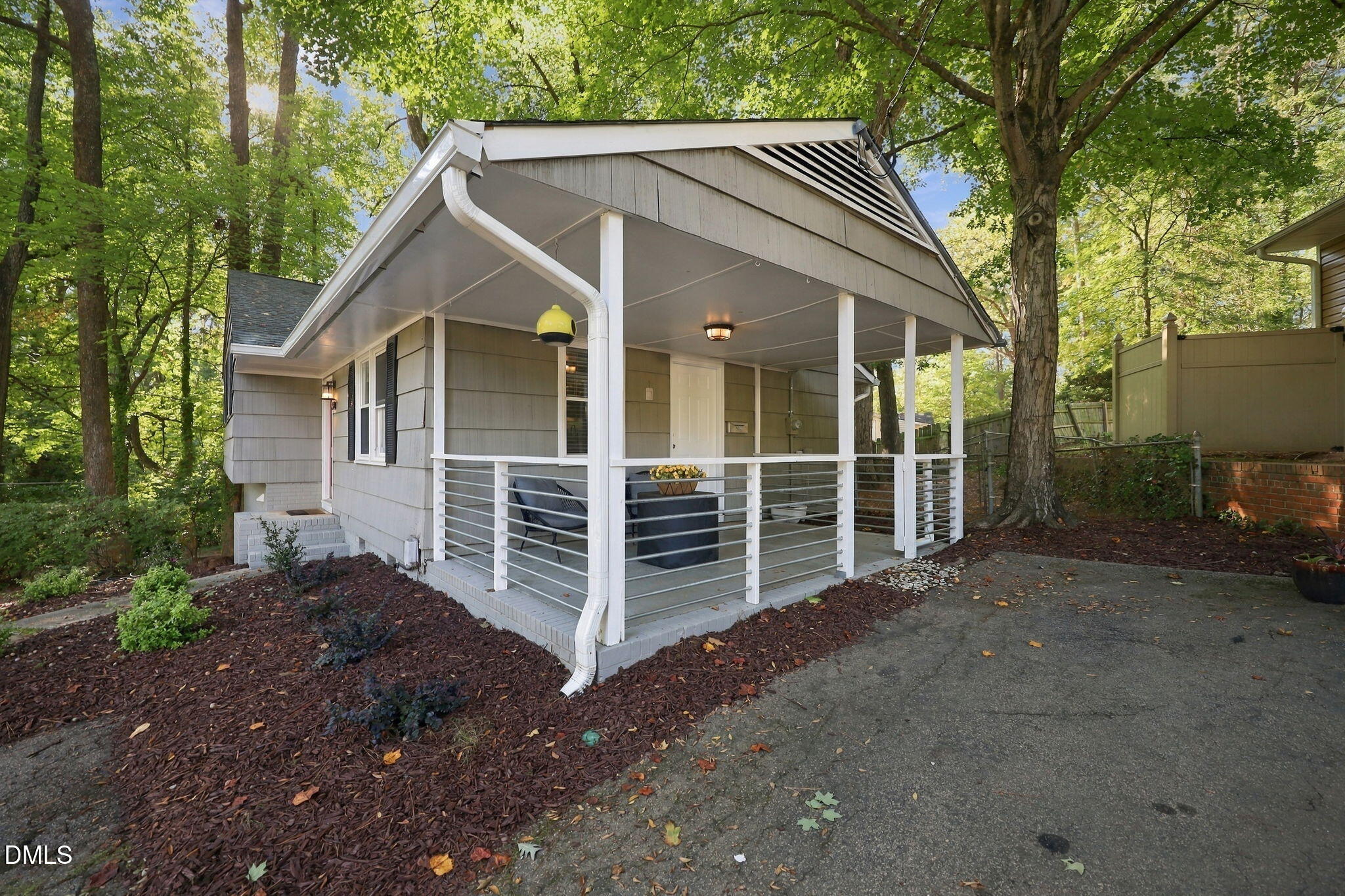 main property photo 47