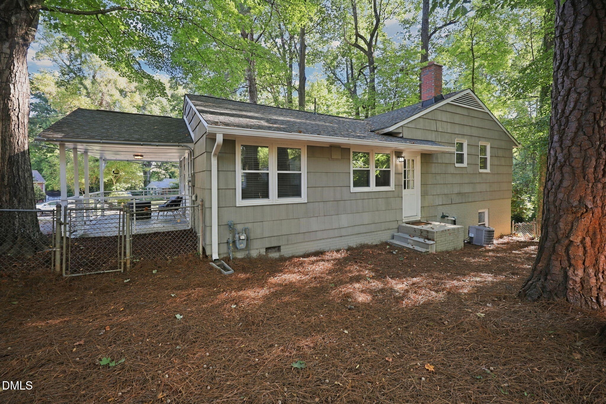 main property photo 48