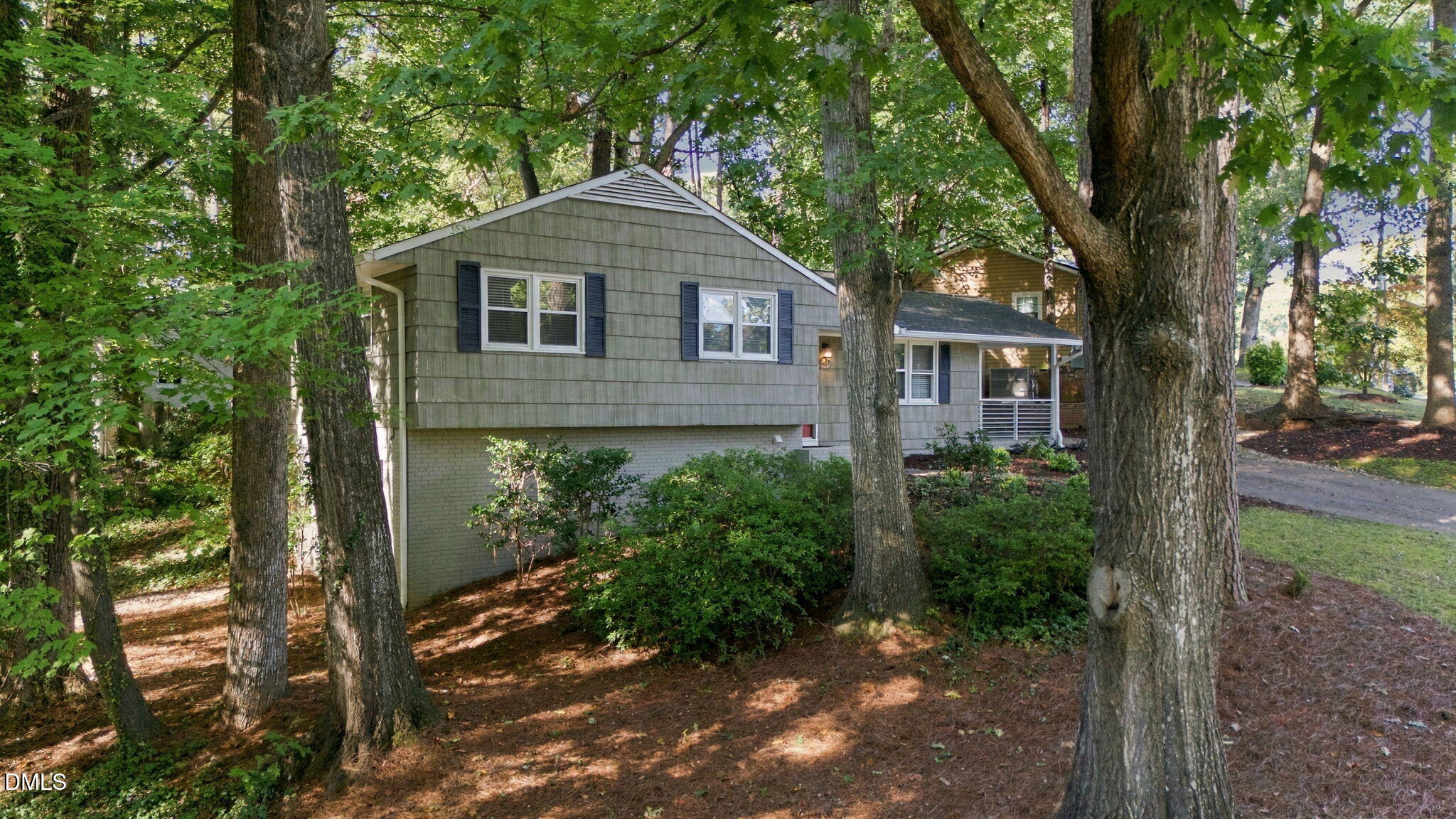 main property photo 54