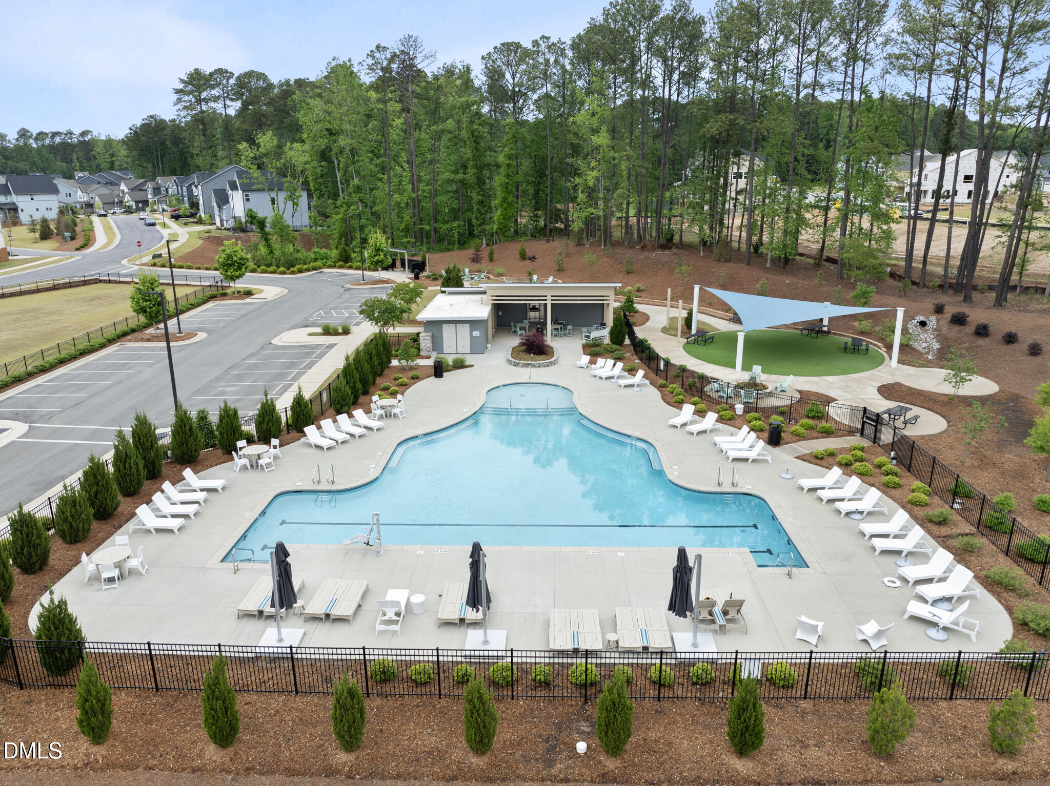 main property photo 42