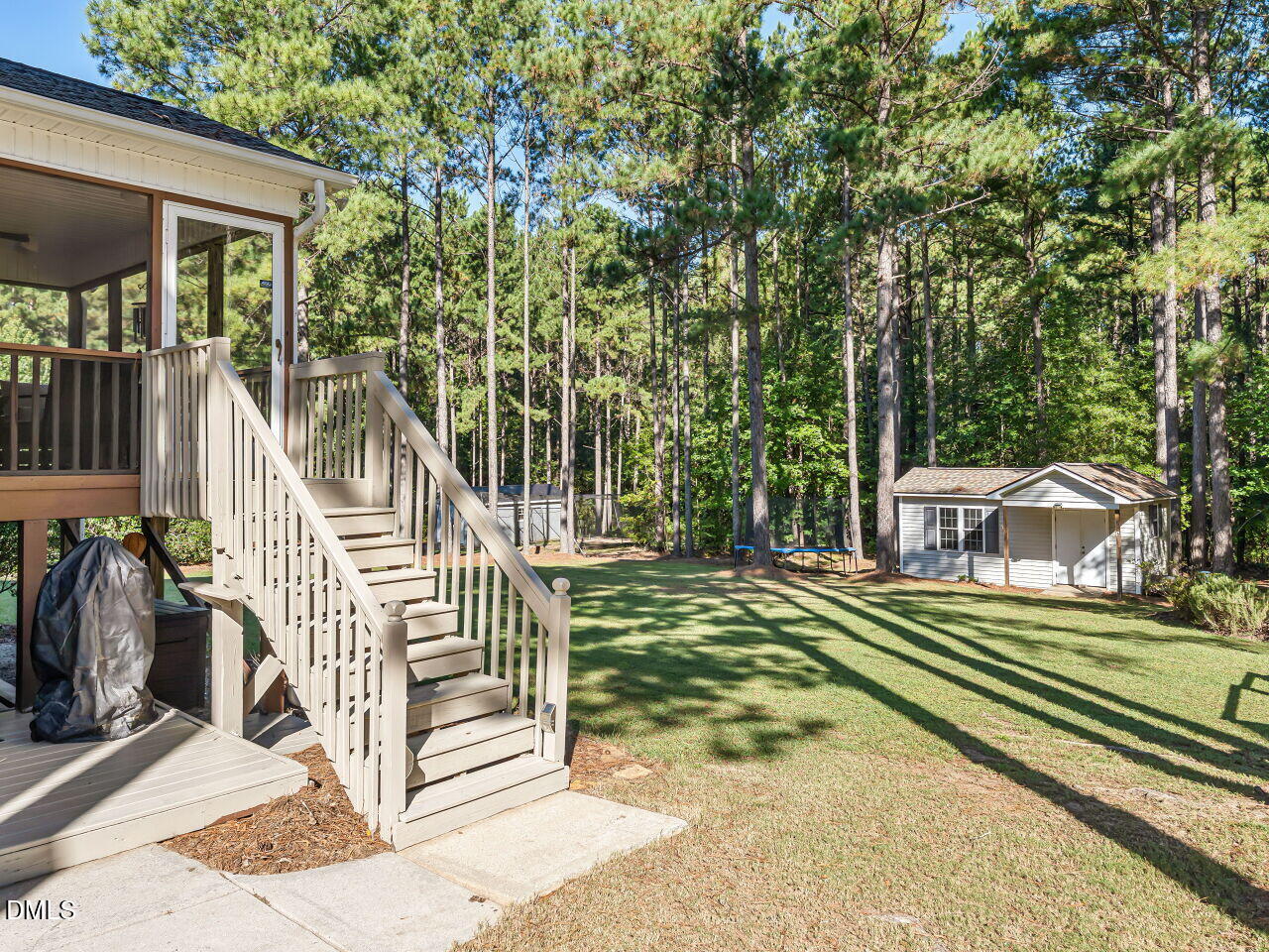 main property photo 32