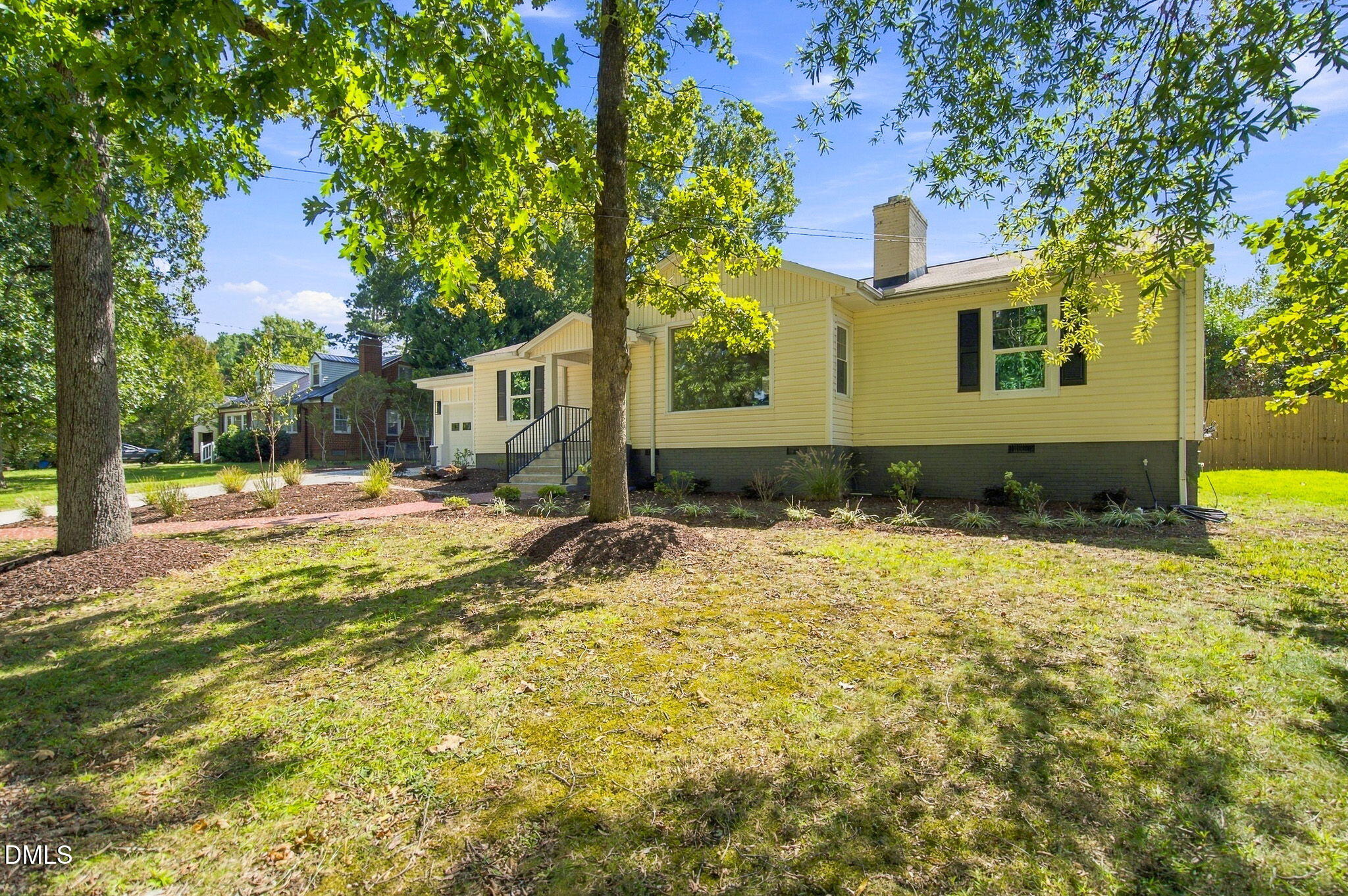 main property photo 31