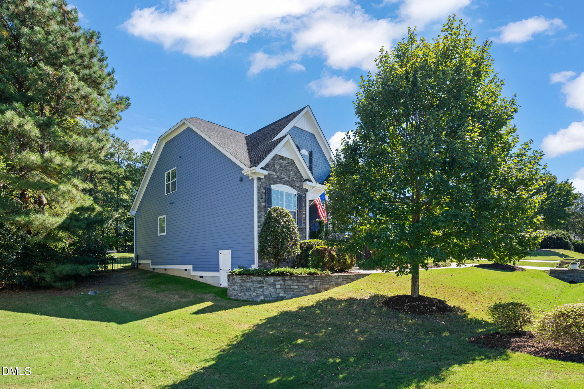main property photo 54