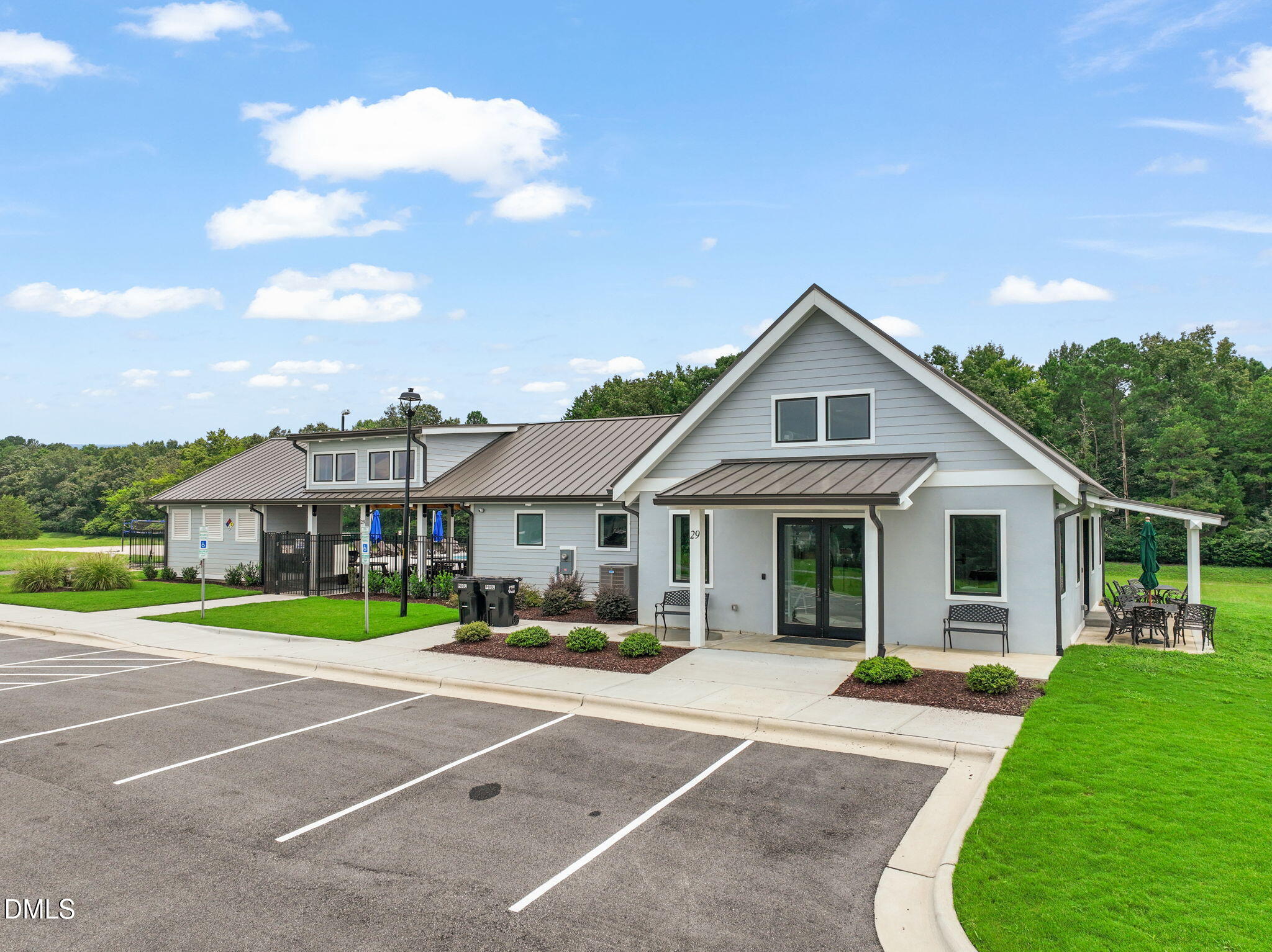 main property photo 74