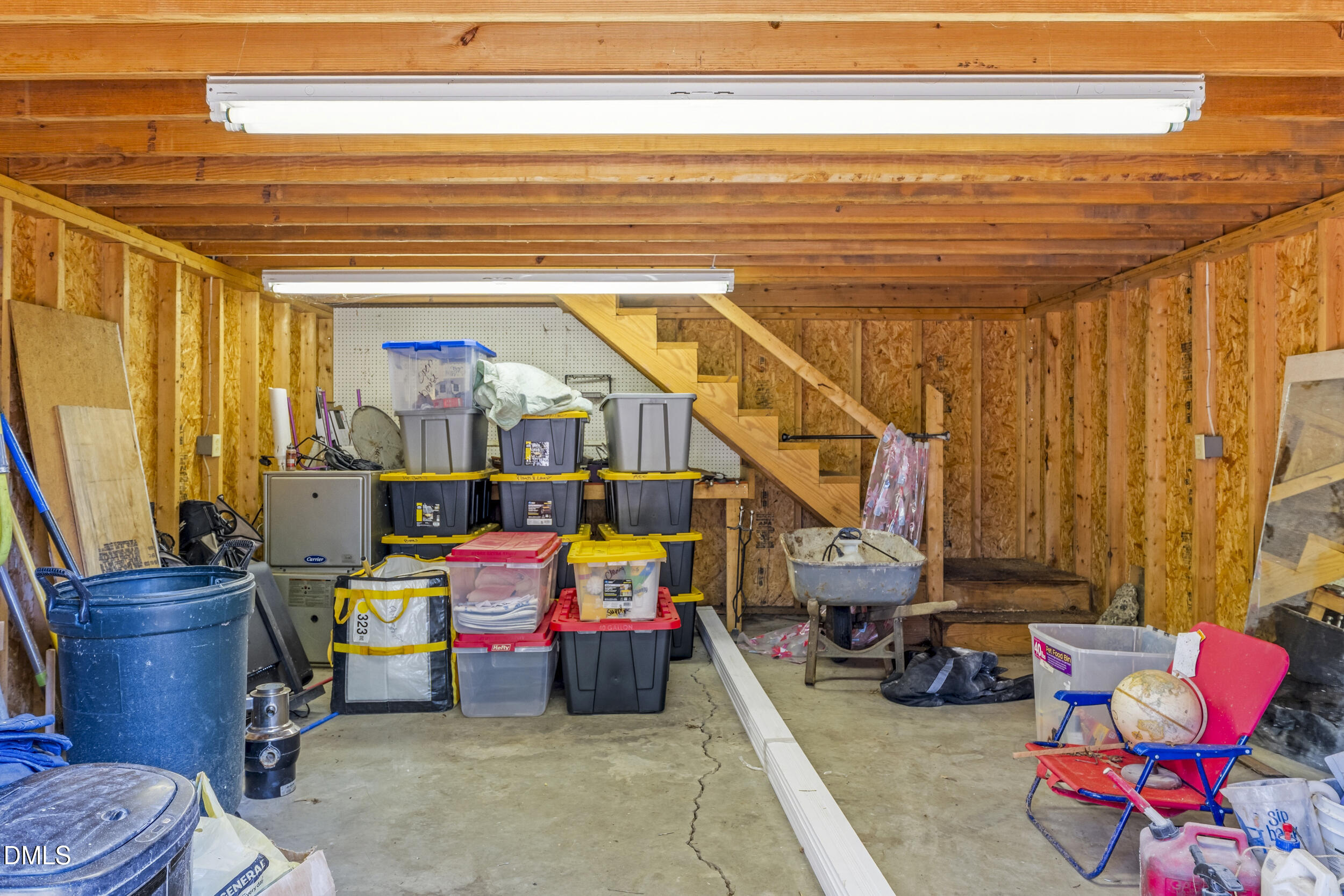 main property photo 42