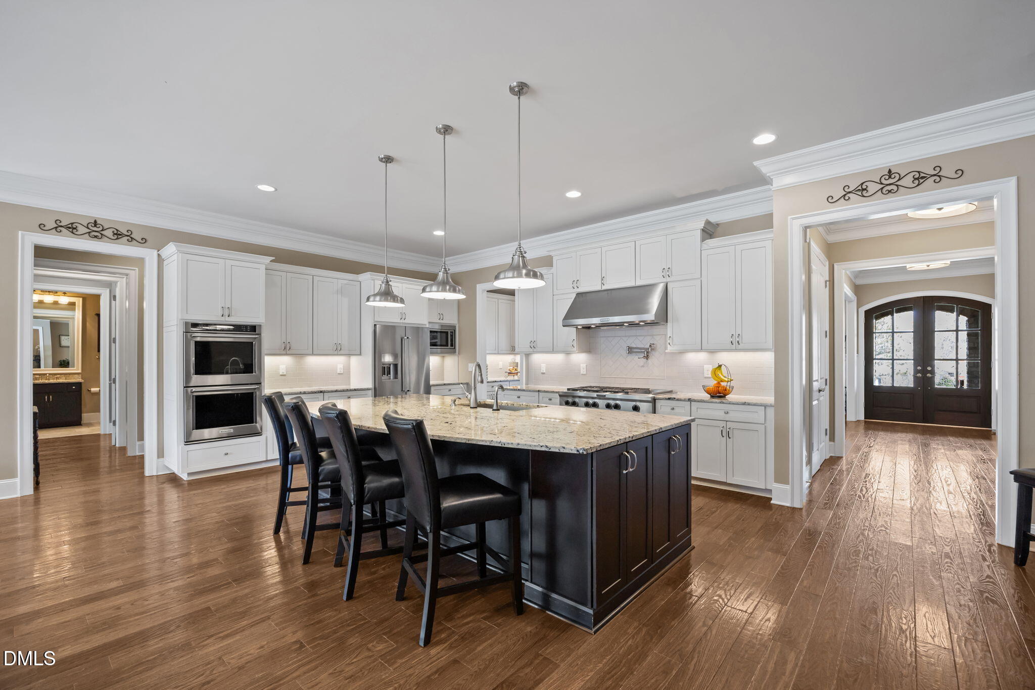 main property photo 14