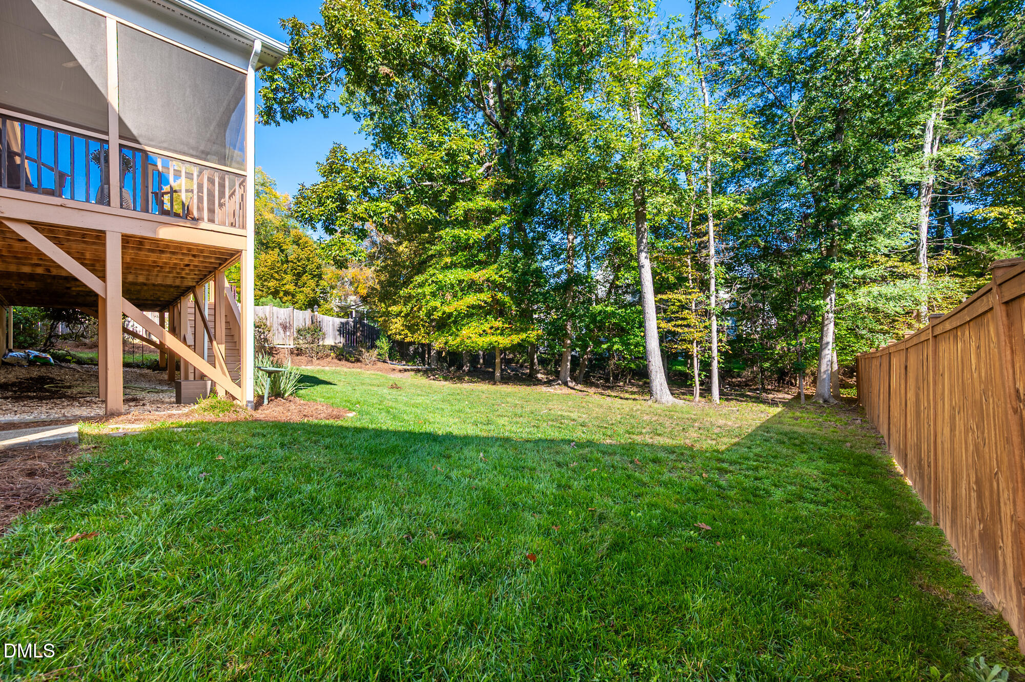 main property photo 29