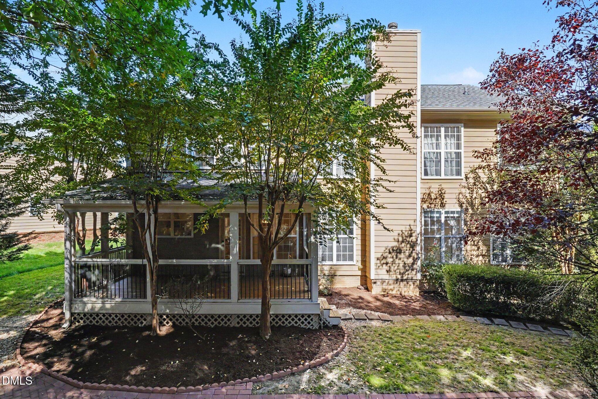 main property photo 36