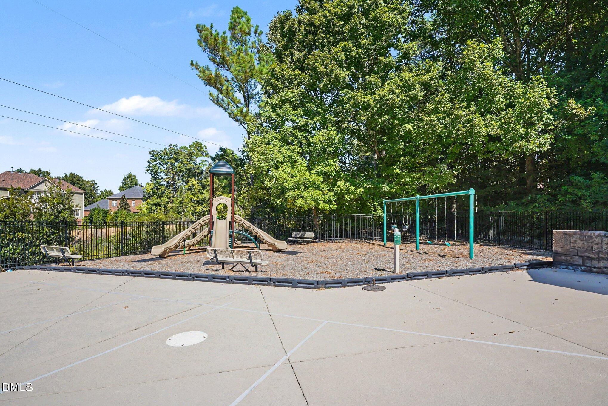 main property photo 44