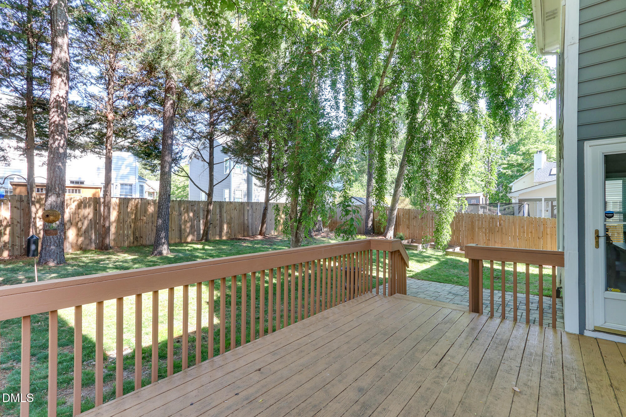 main property photo 27