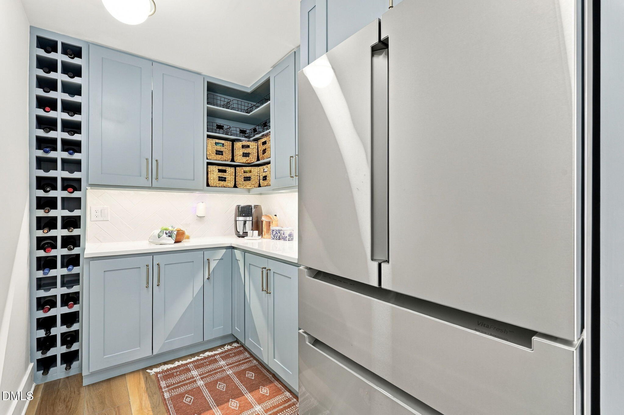 main property photo 17