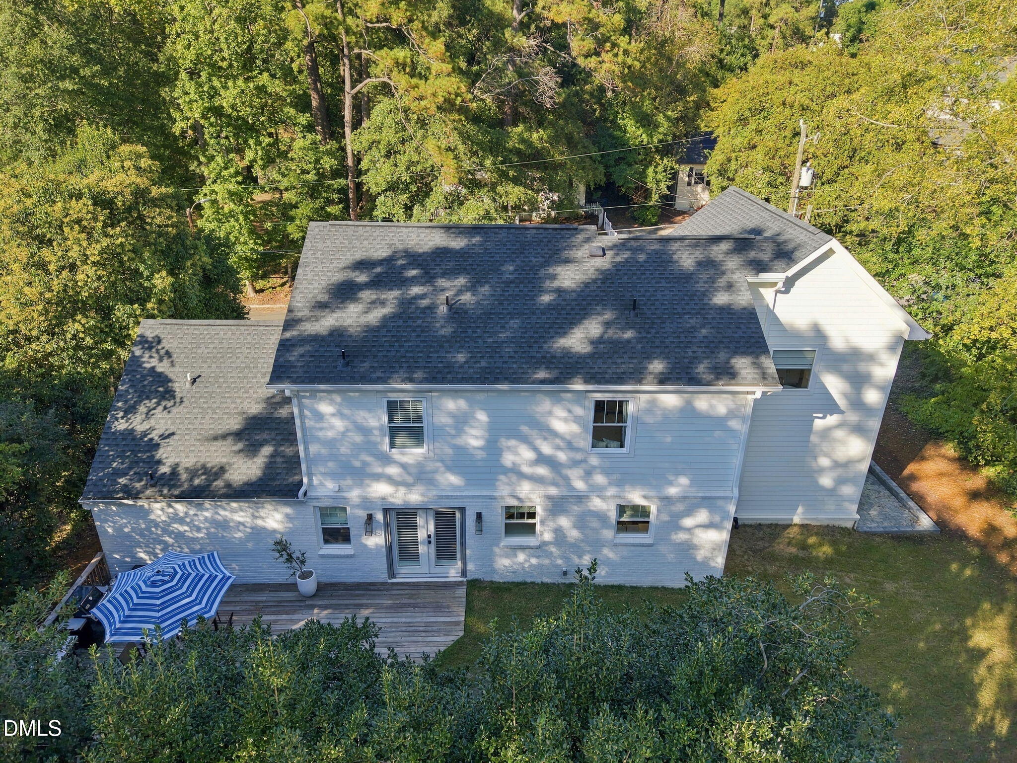 main property photo 50