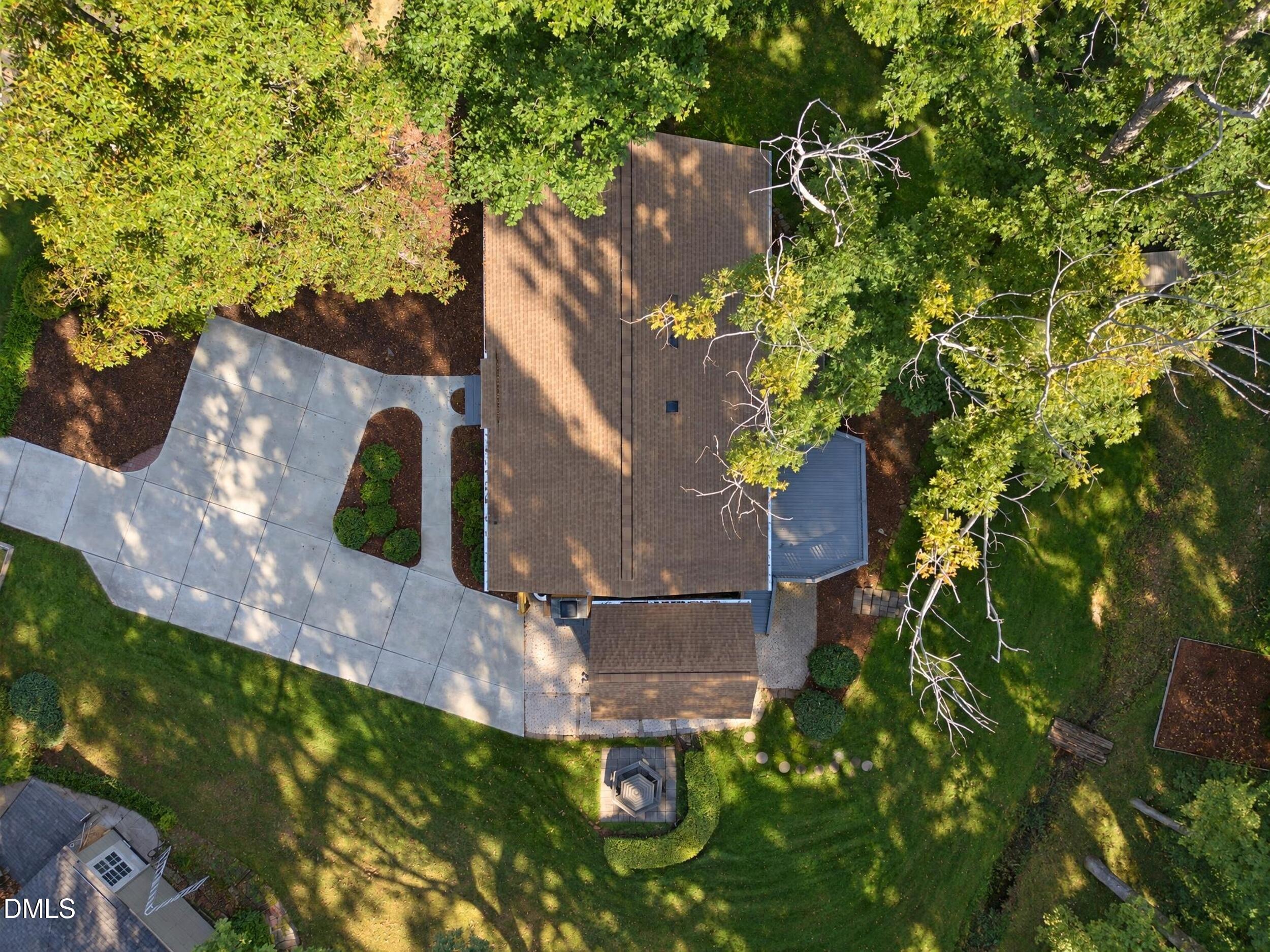 main property photo 41