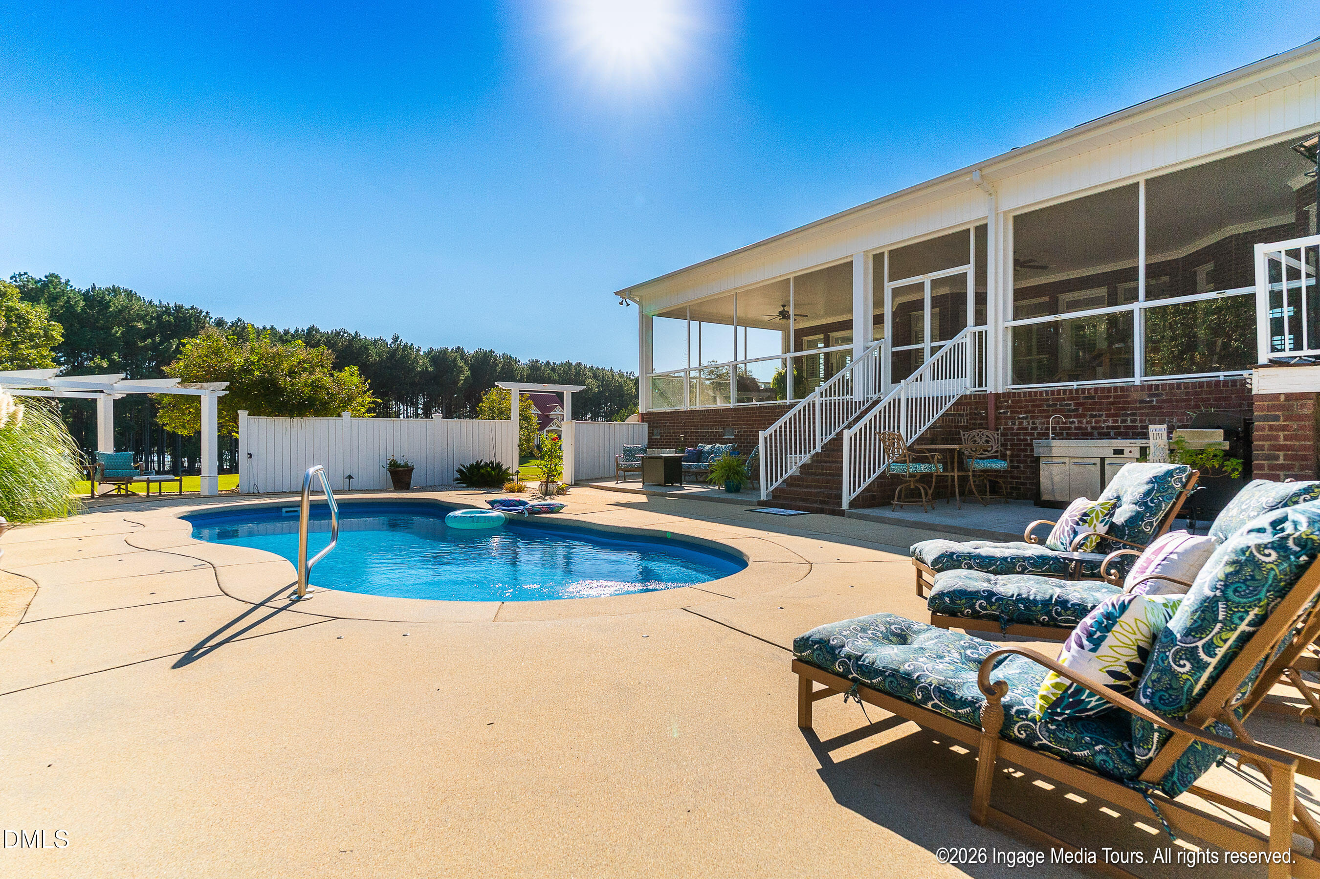 main property photo 52