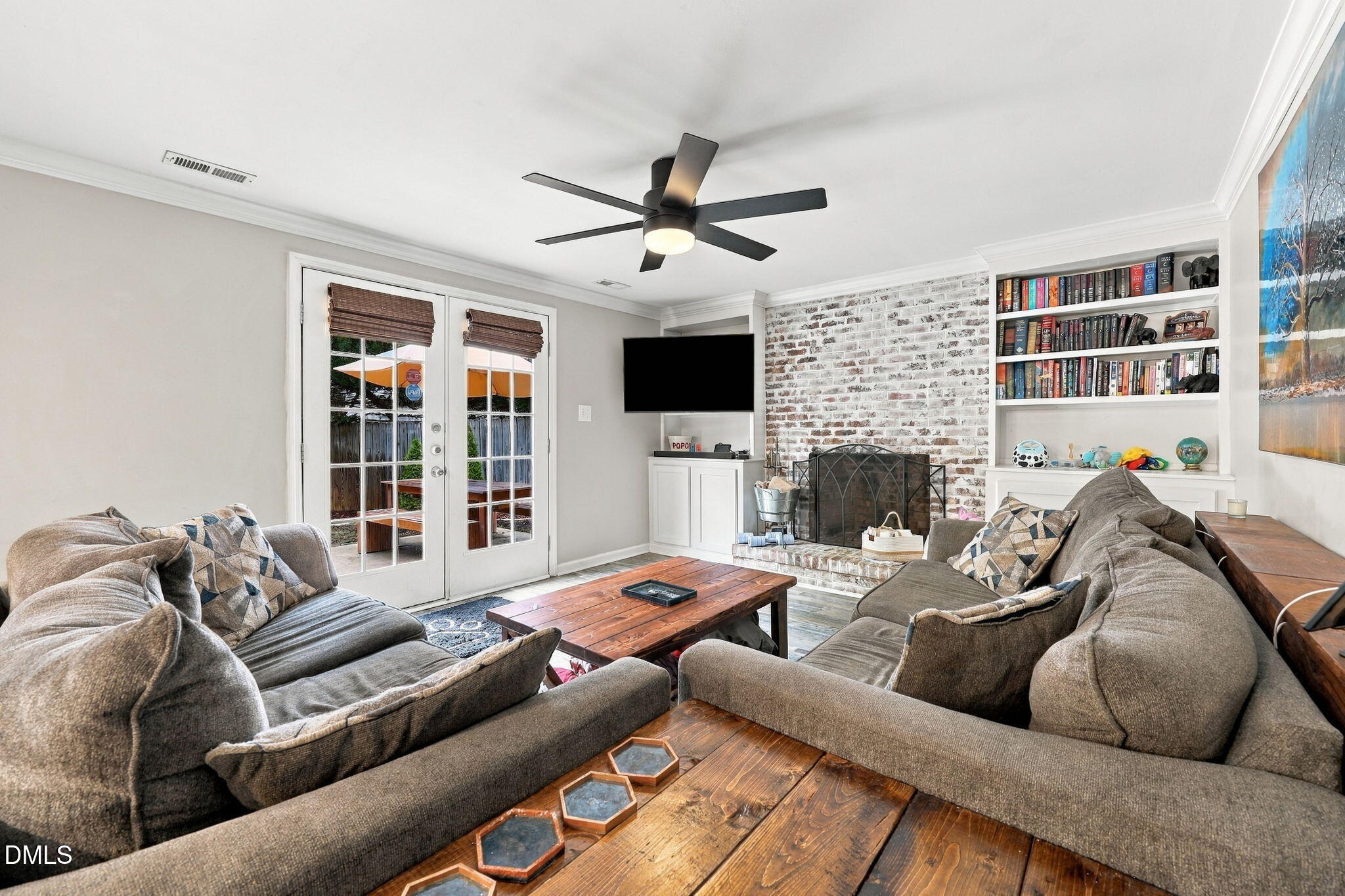 main property photo 19