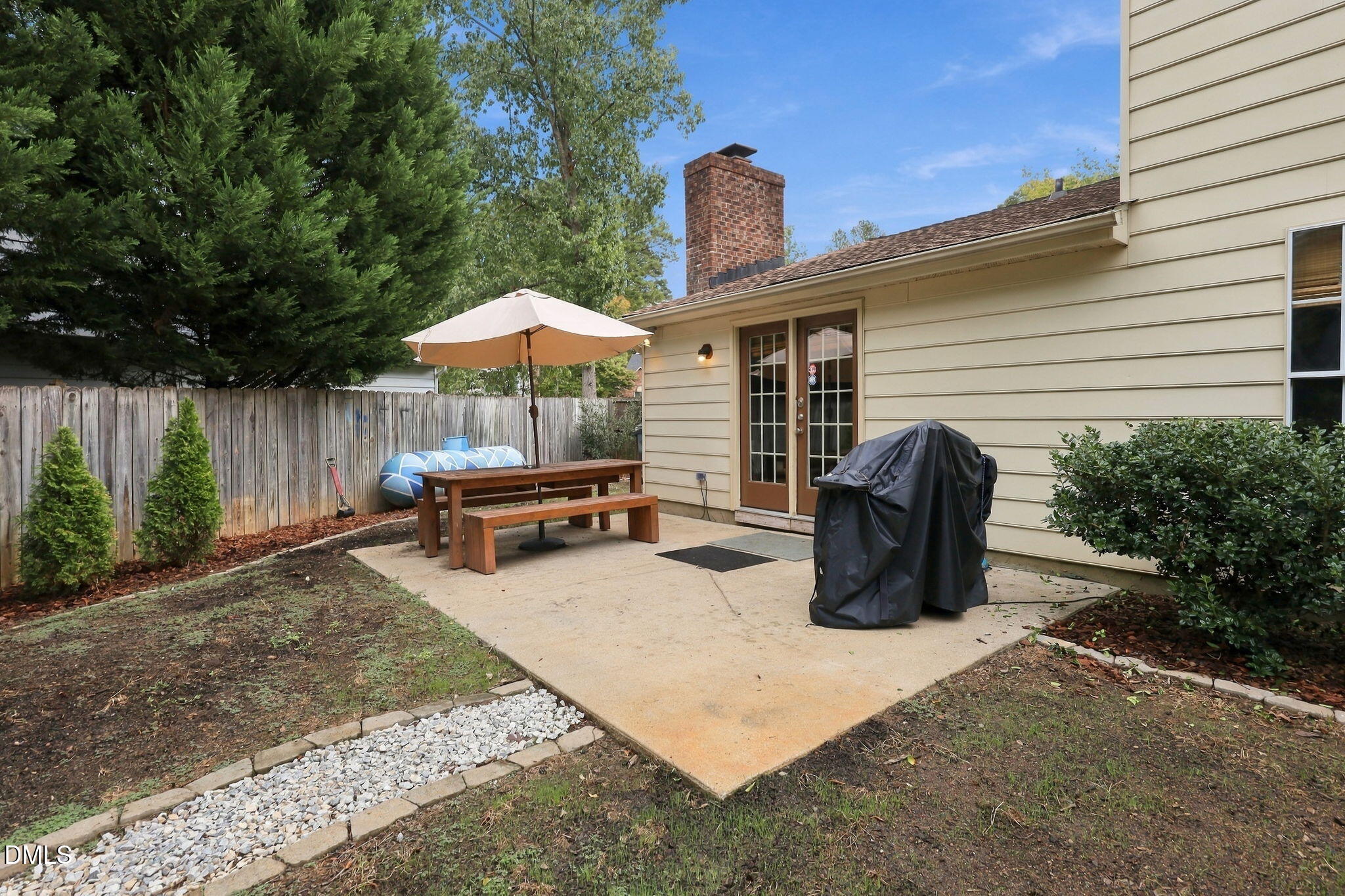 main property photo 42