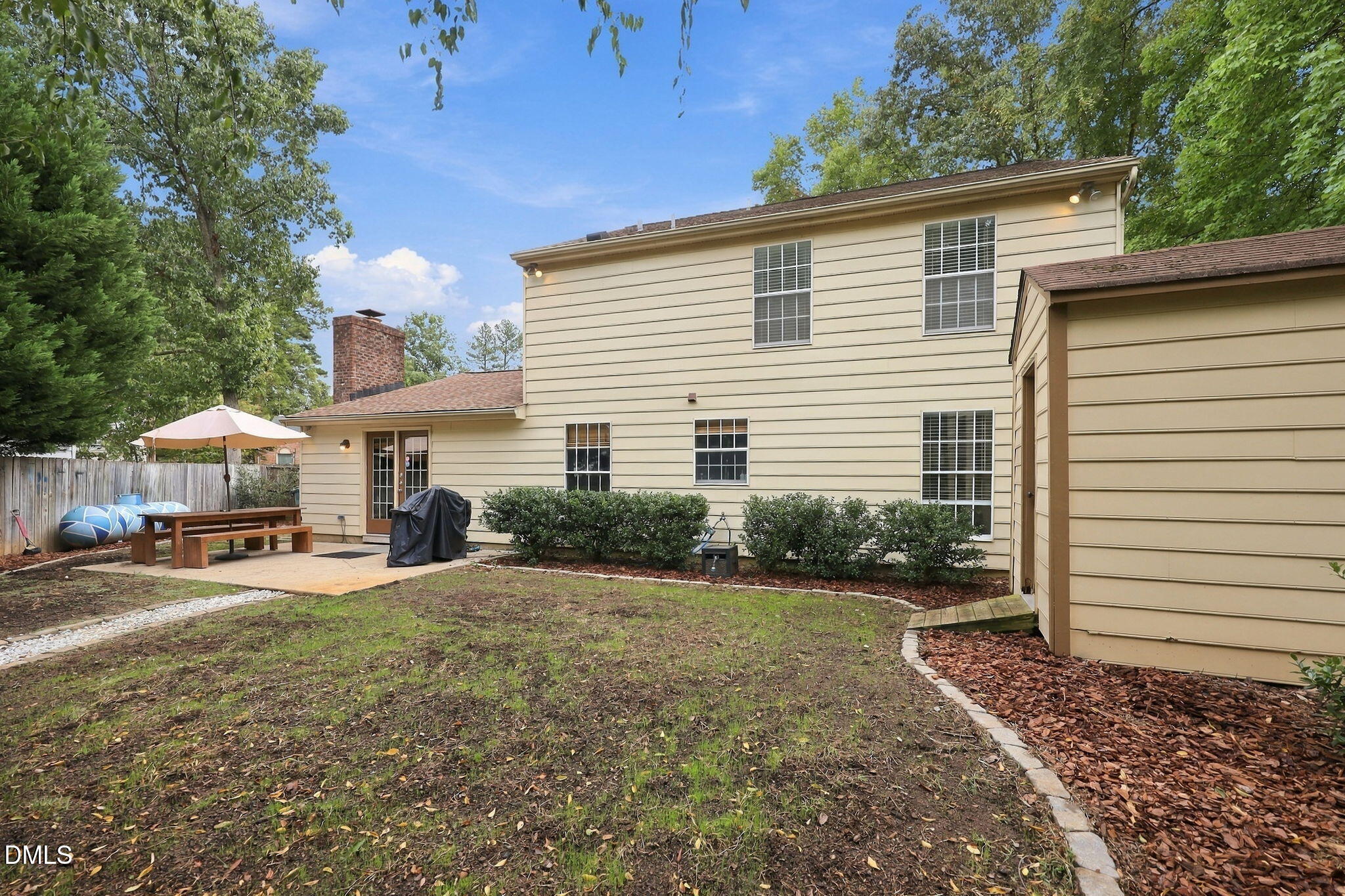 main property photo 43