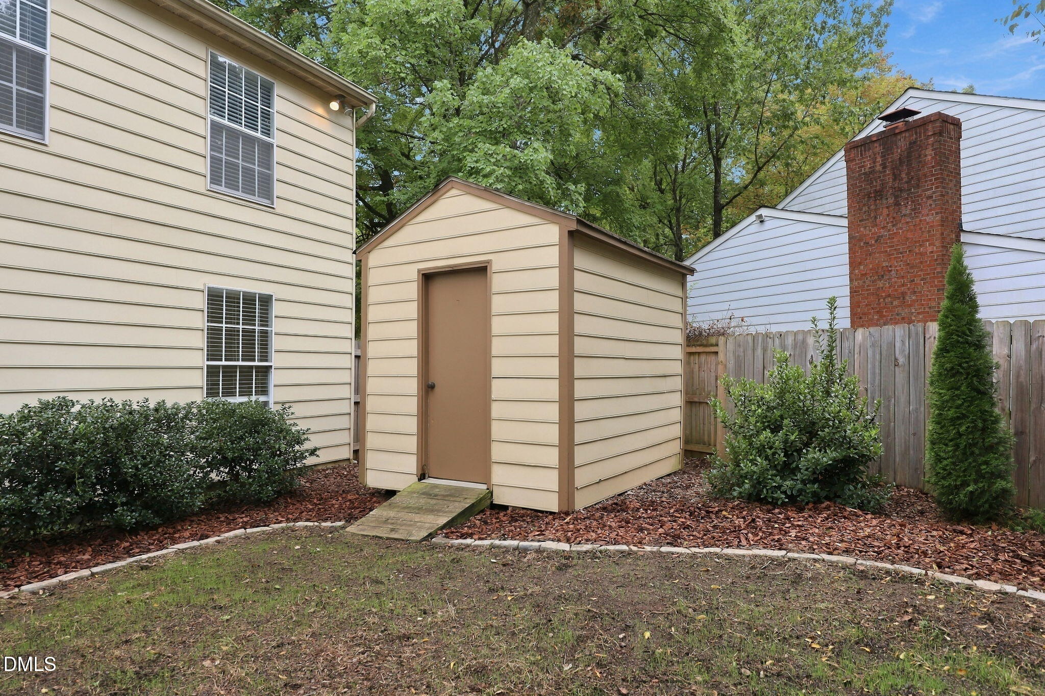 main property photo 44