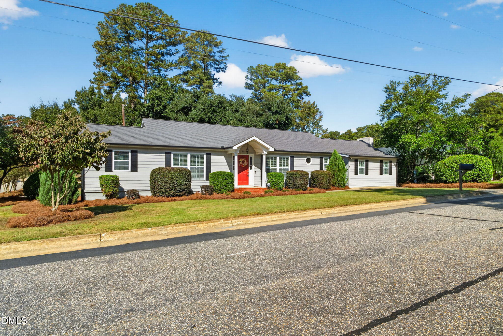 main property photo 40
