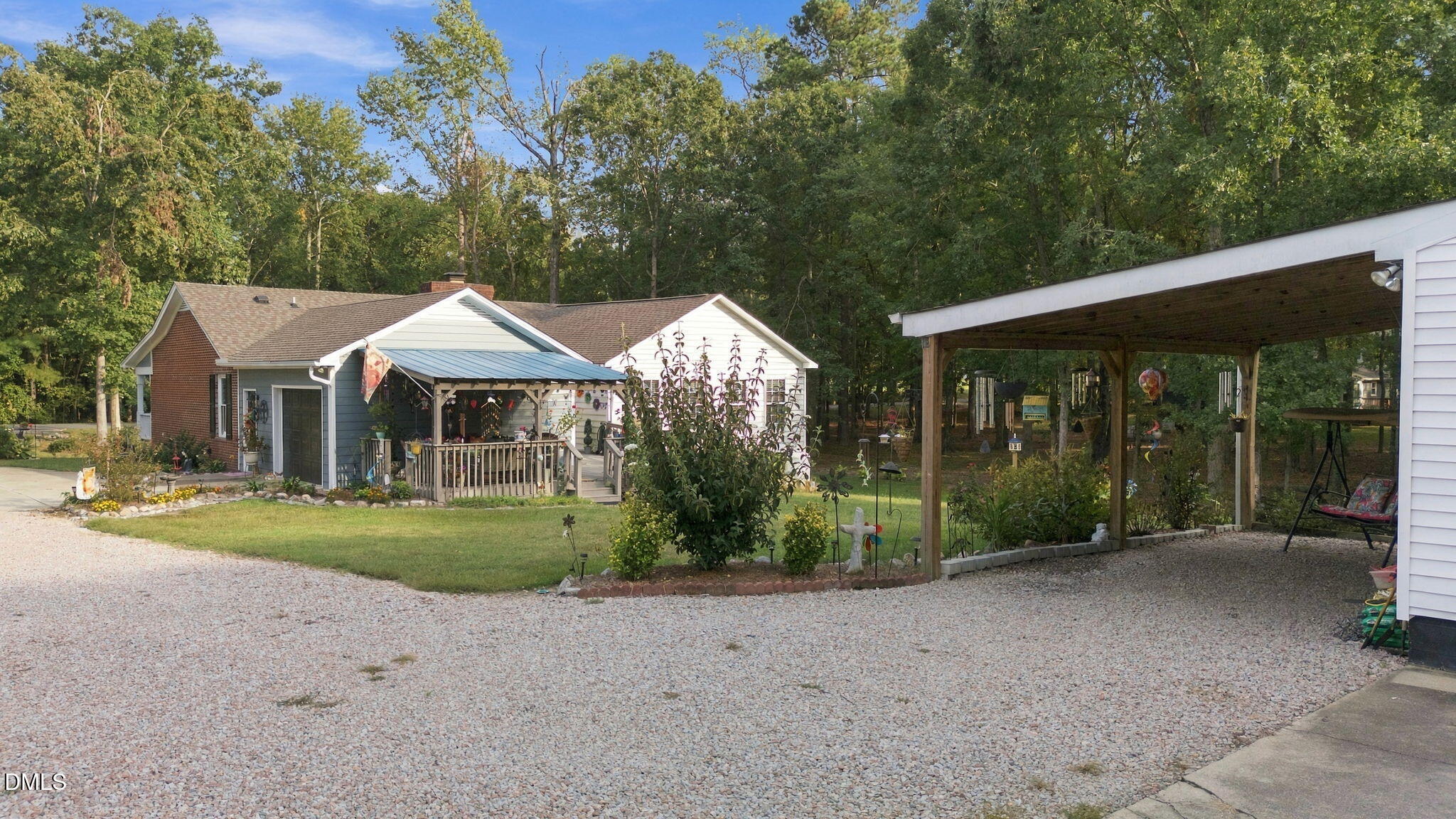 main property photo 37