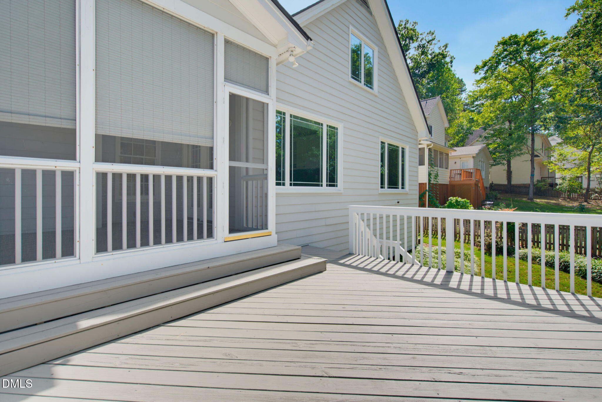 main property photo 50