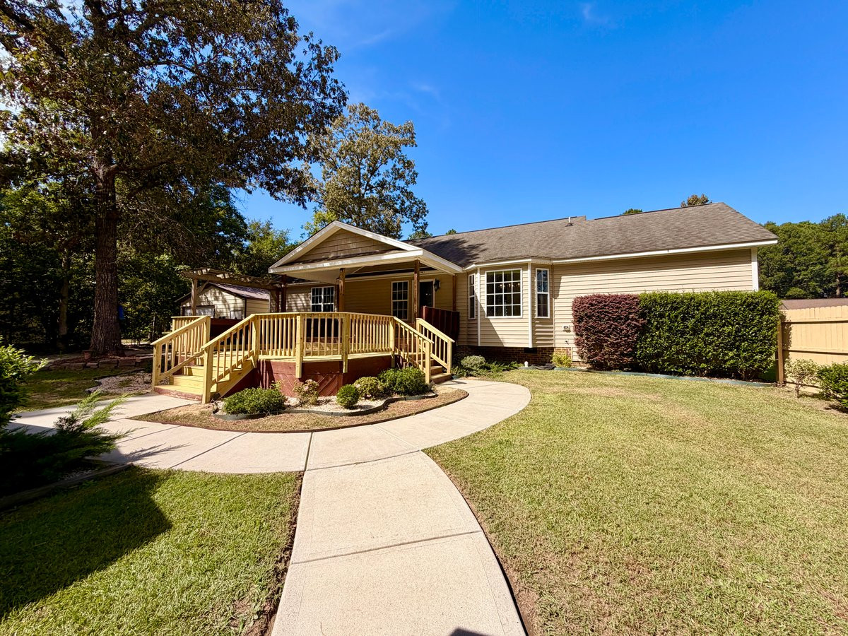 main property photo 9