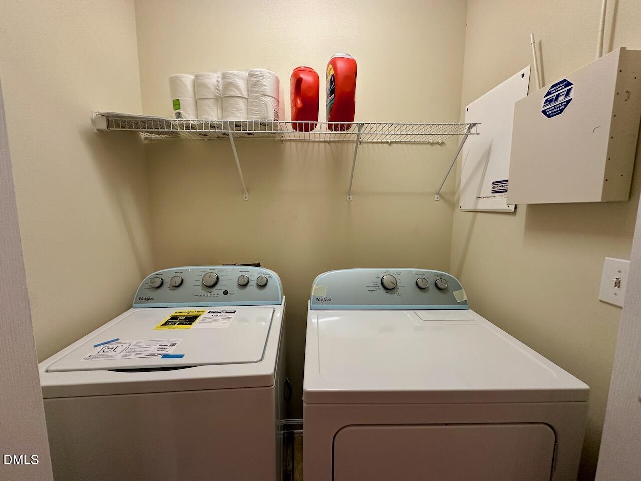 main property photo 13