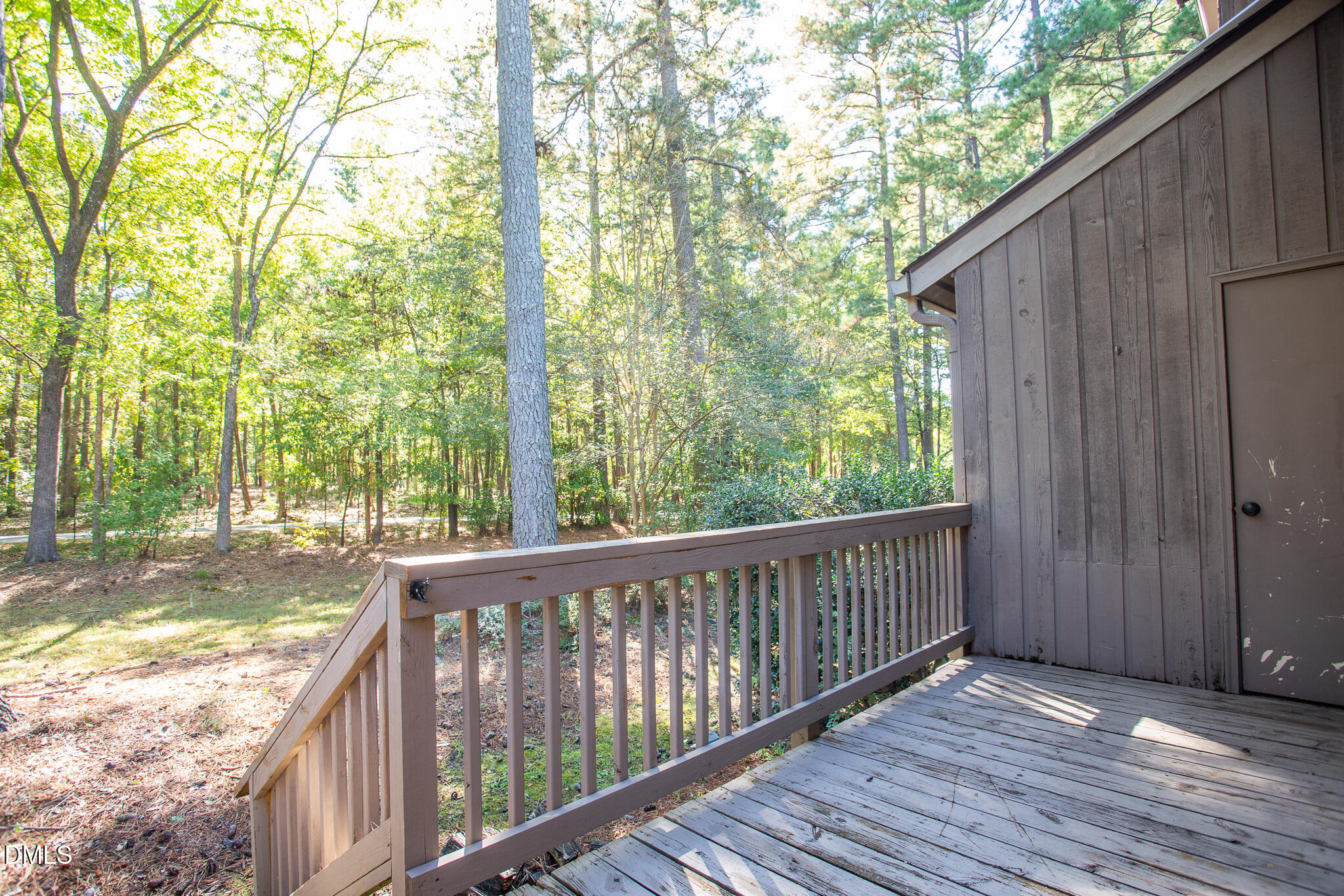 main property photo 32