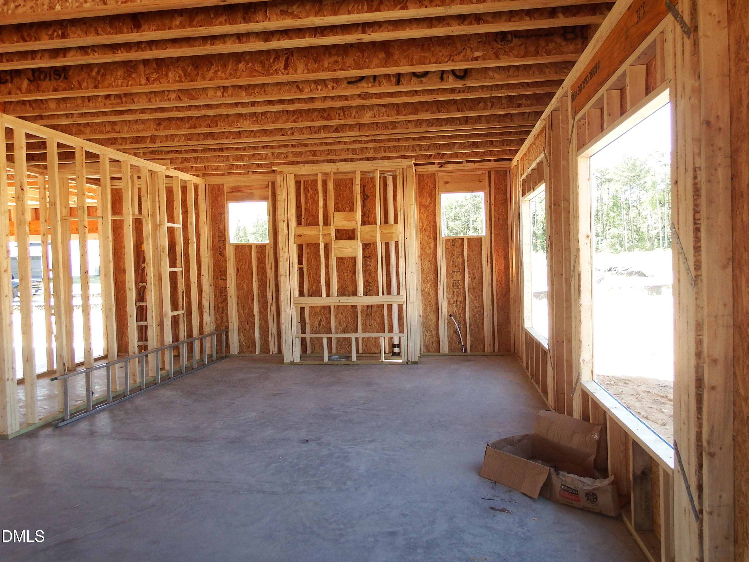 main property photo 10