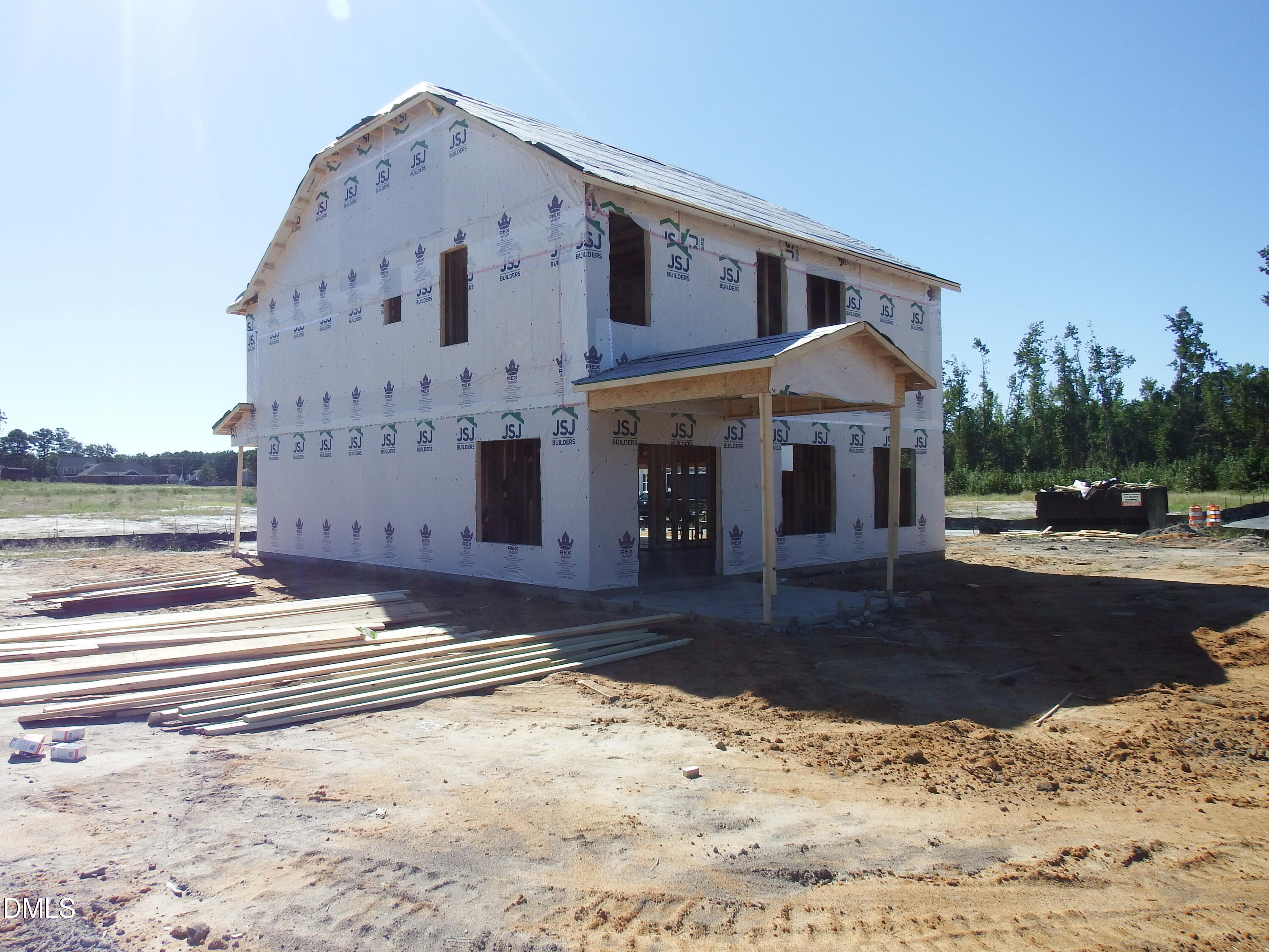 main property photo 13