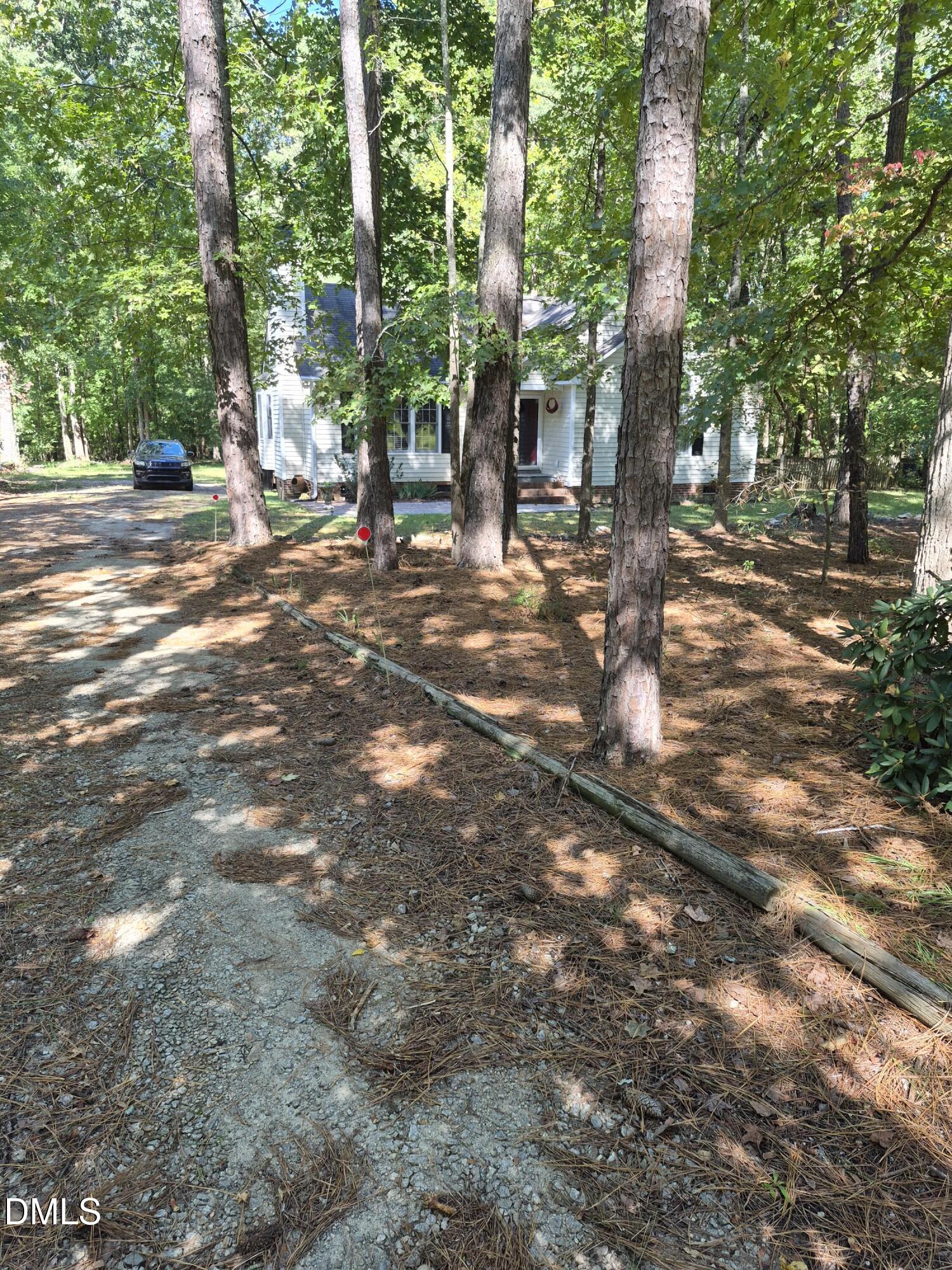 main property photo 10