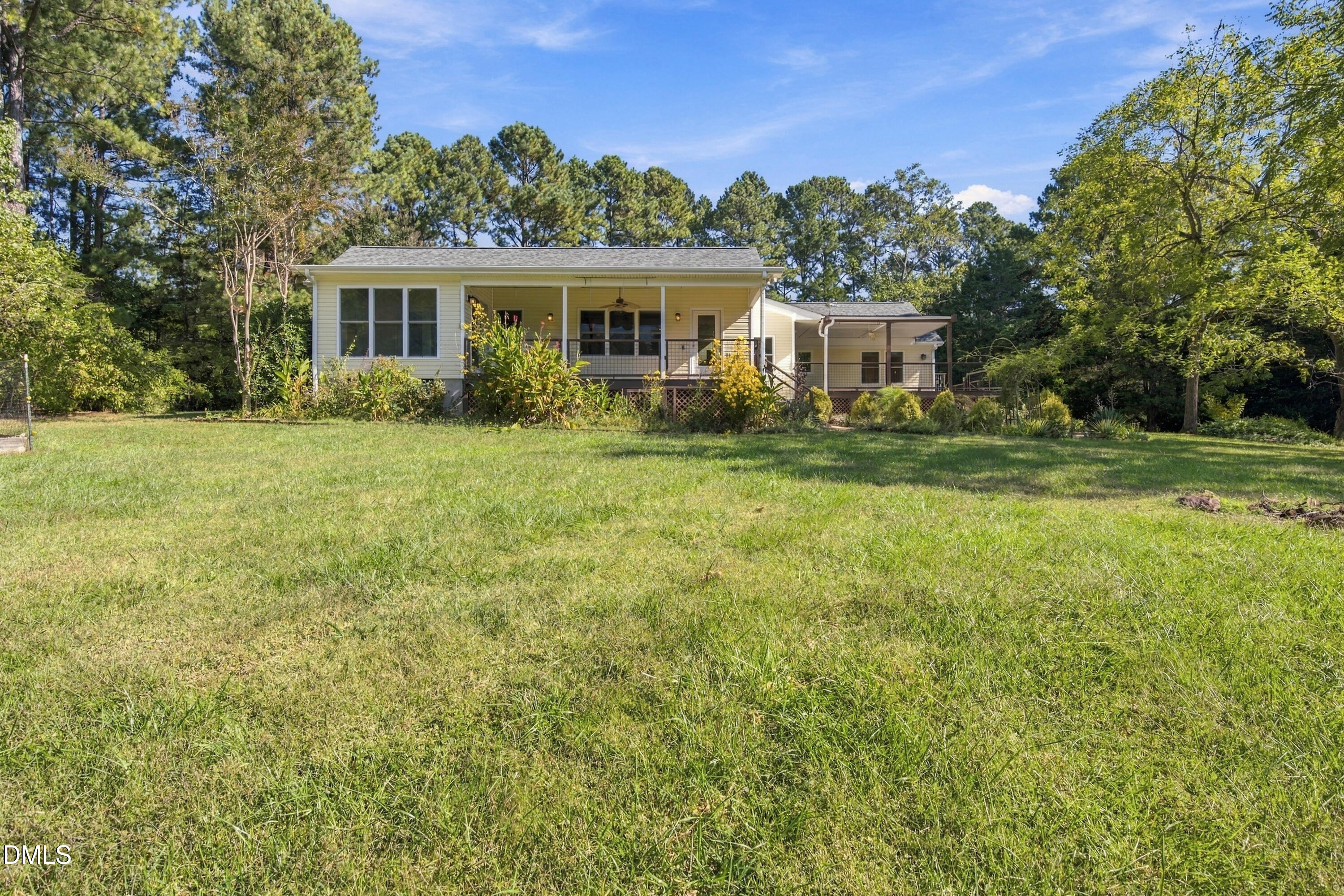 main property photo 41