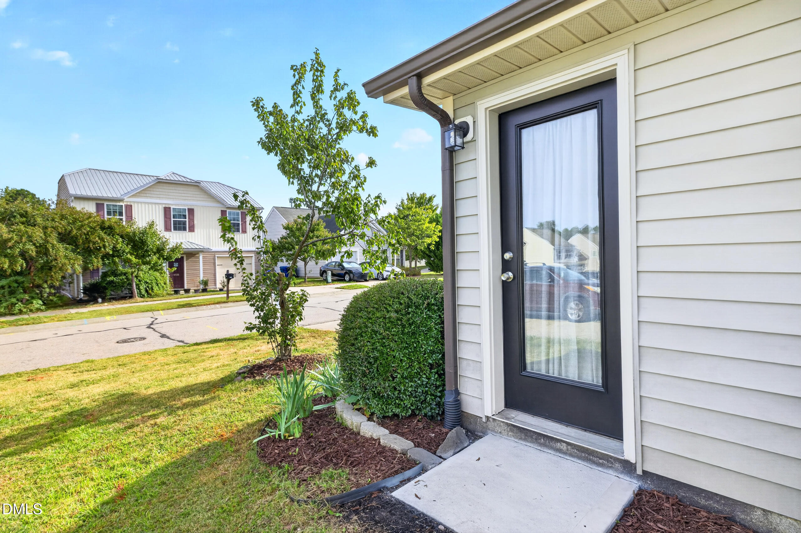 main property photo 43