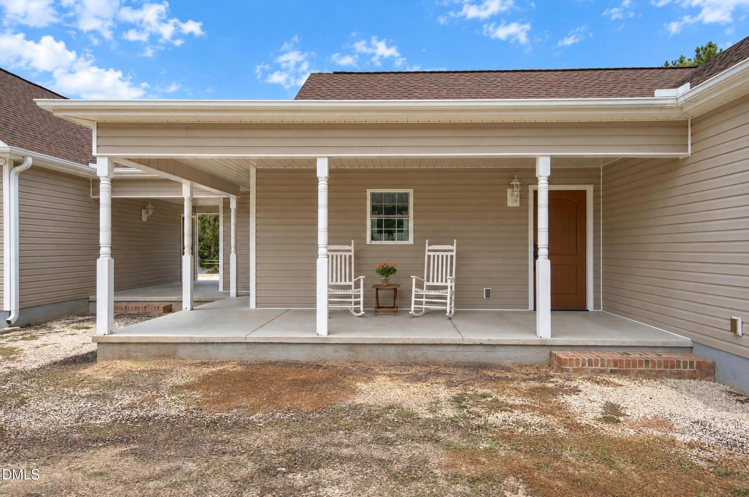 main property photo 32