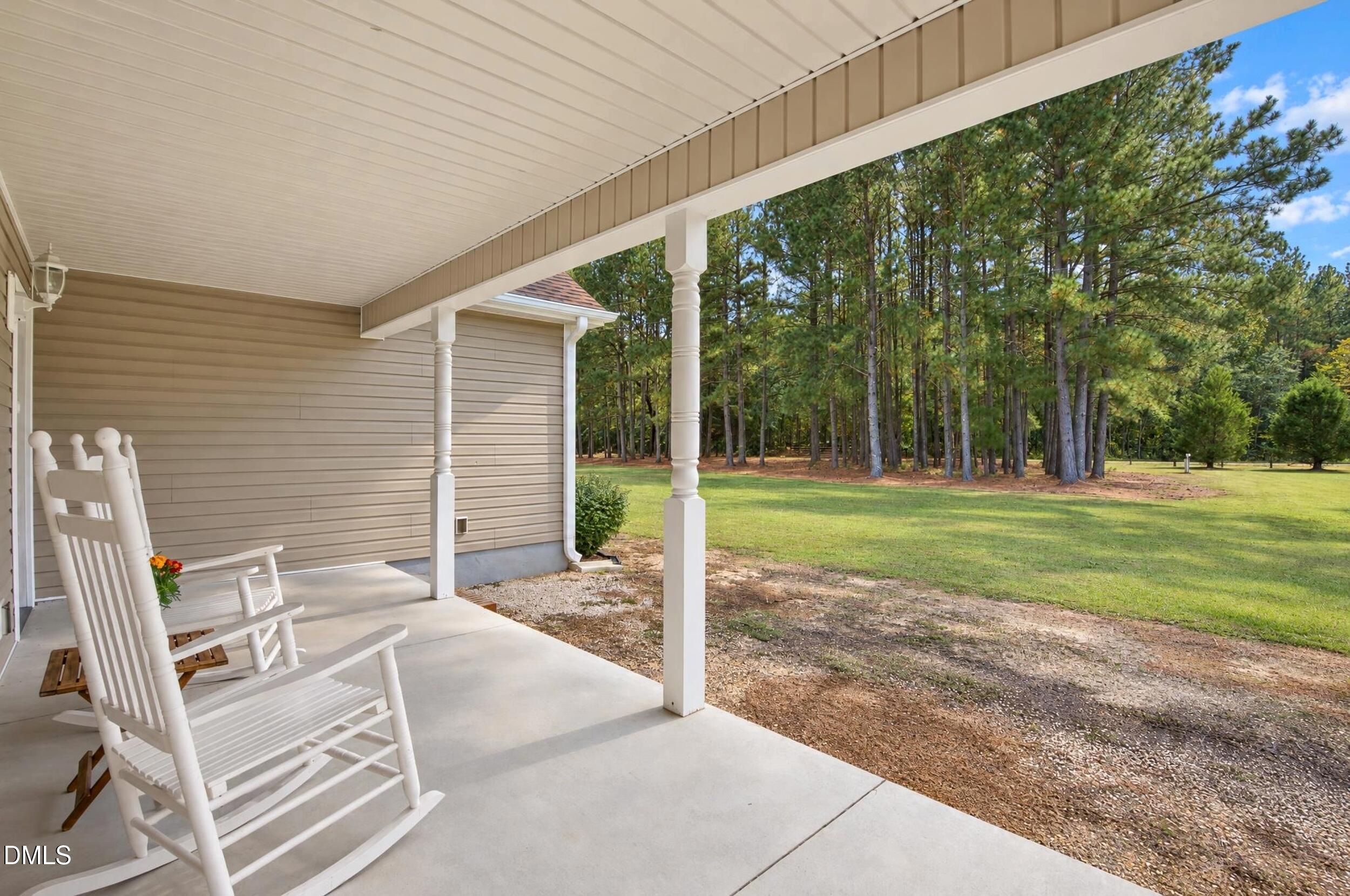 main property photo 33
