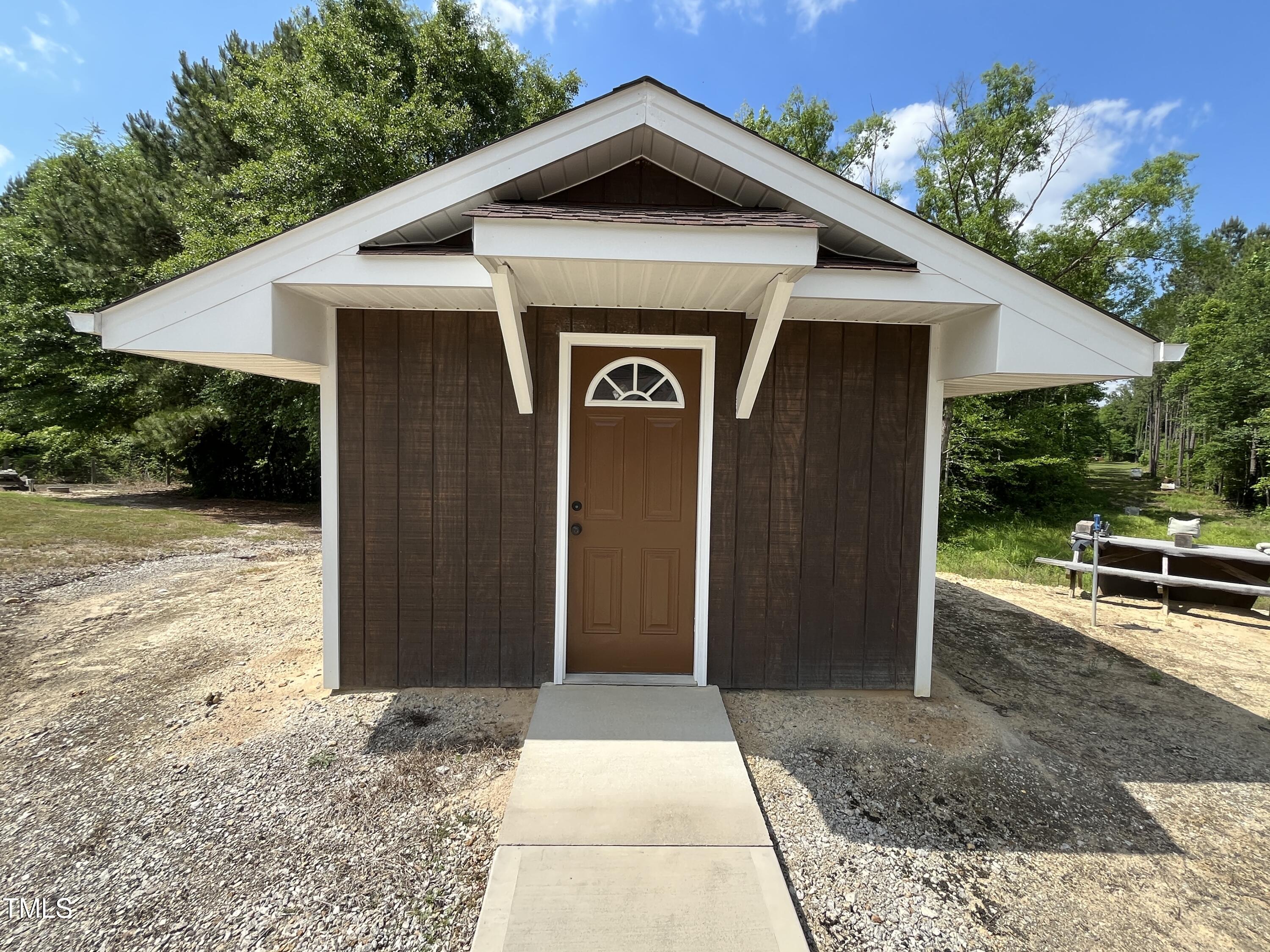 main property photo 51