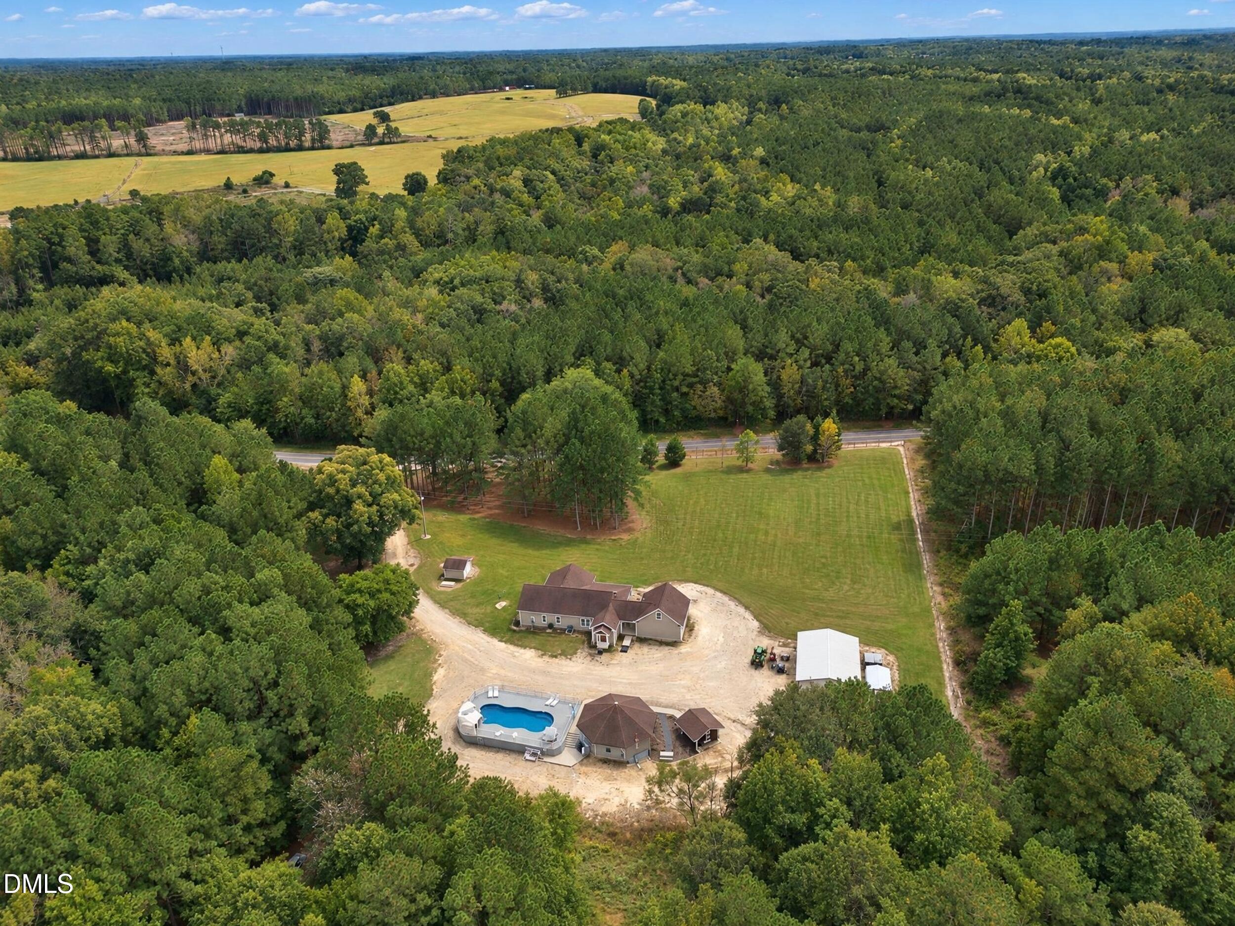 main property photo 76