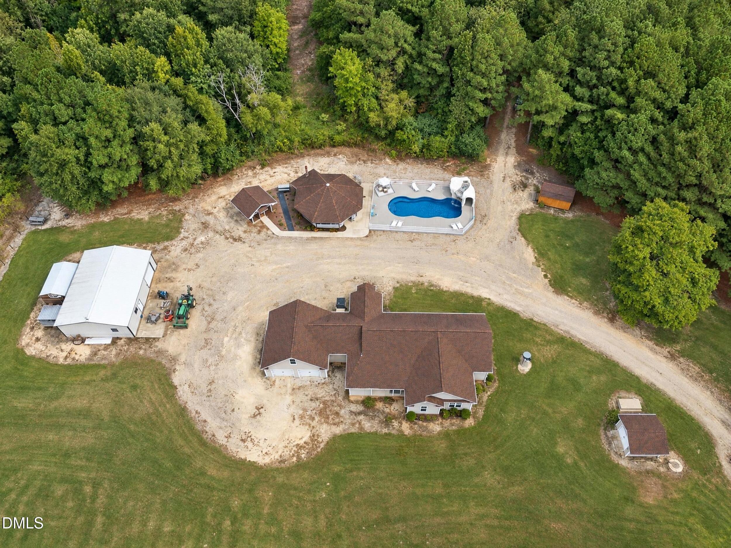 main property photo 79