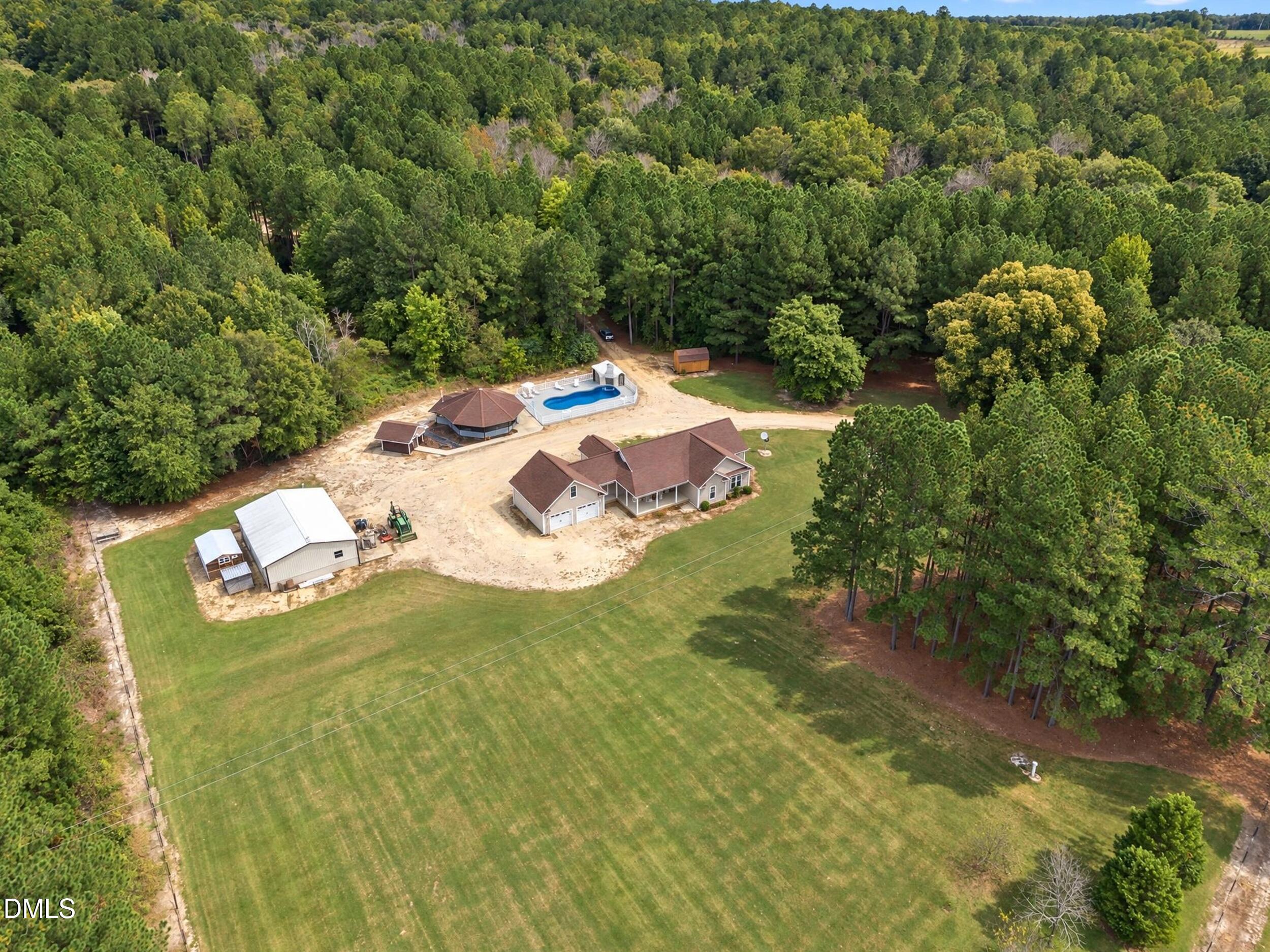 main property photo 81