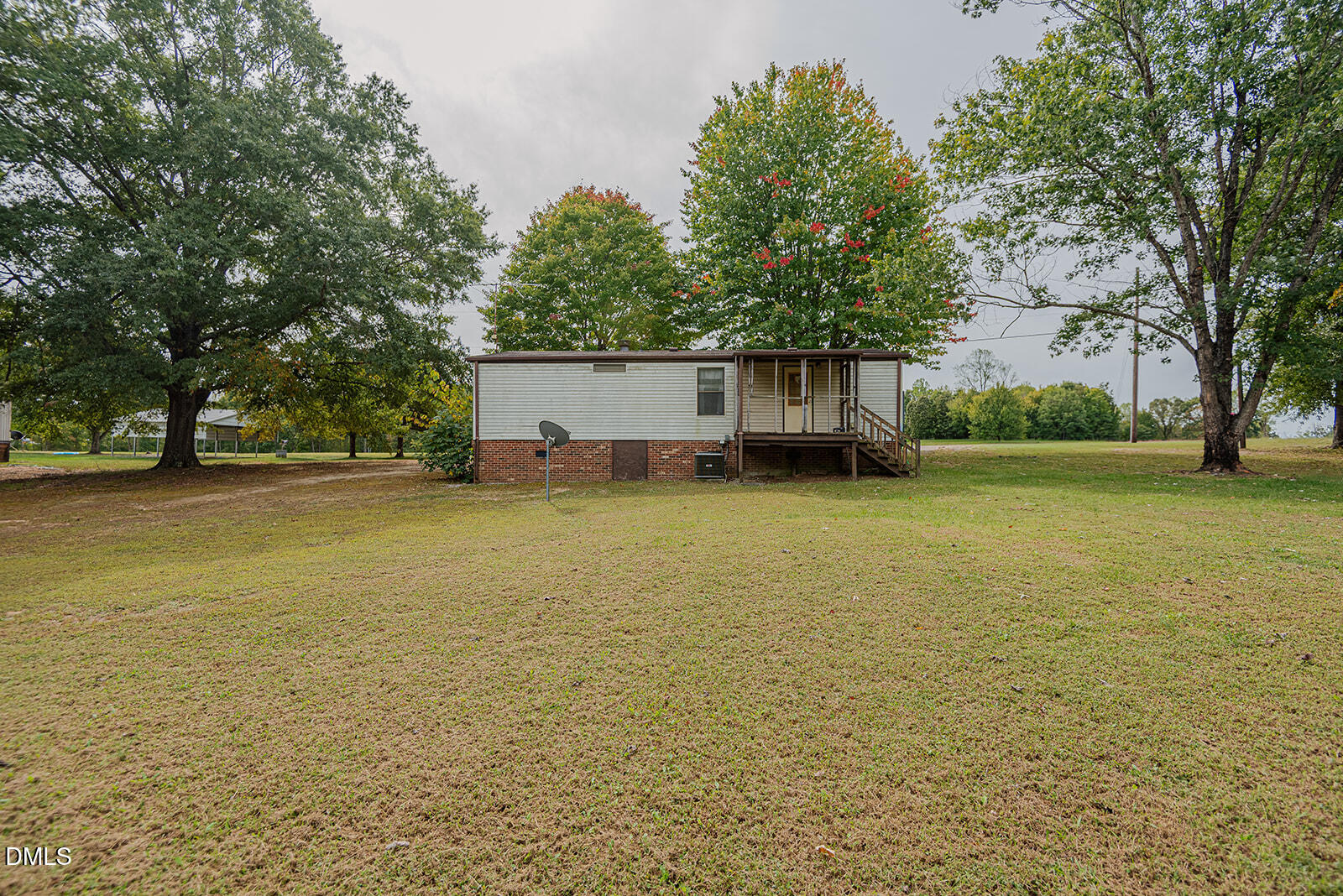 main property photo 31