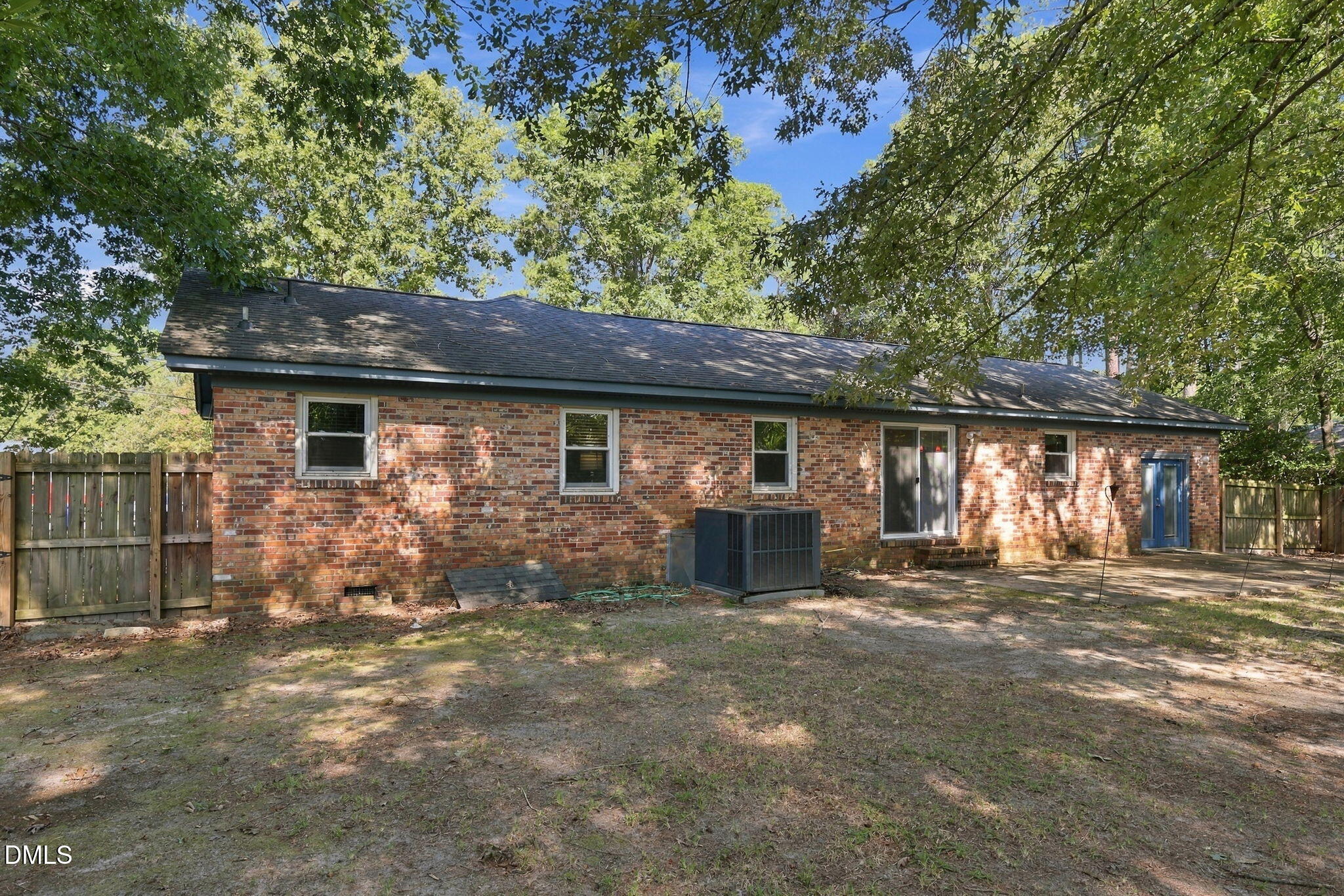 main property photo 31