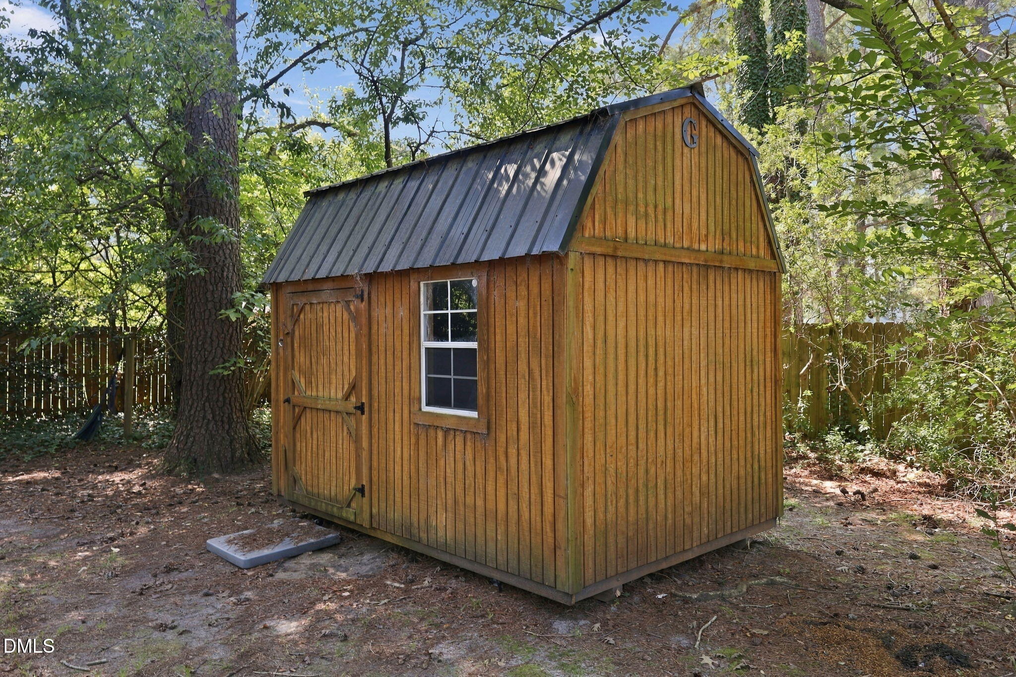 main property photo 32