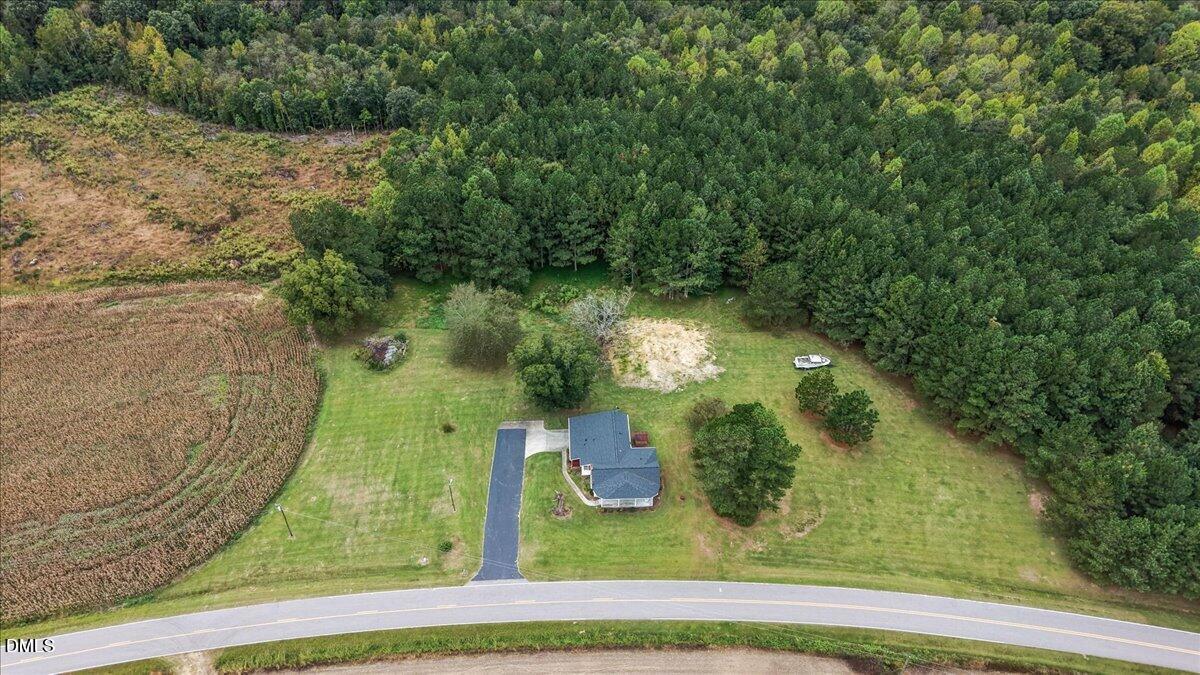 main property photo 13