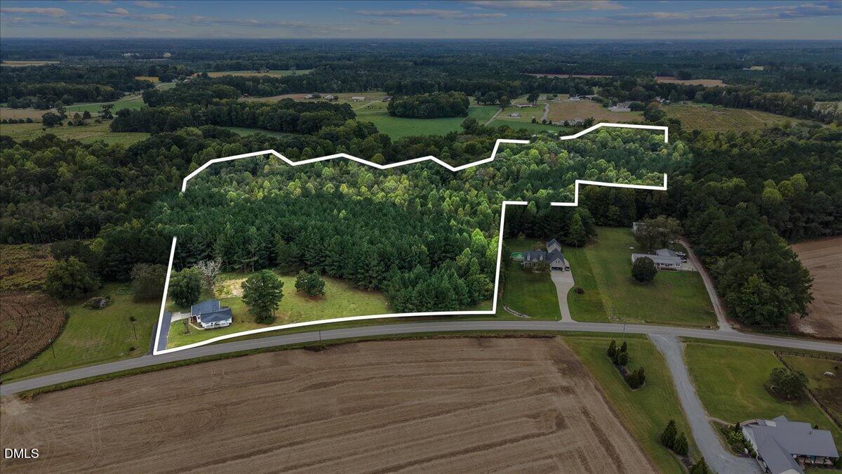 main property photo 20
